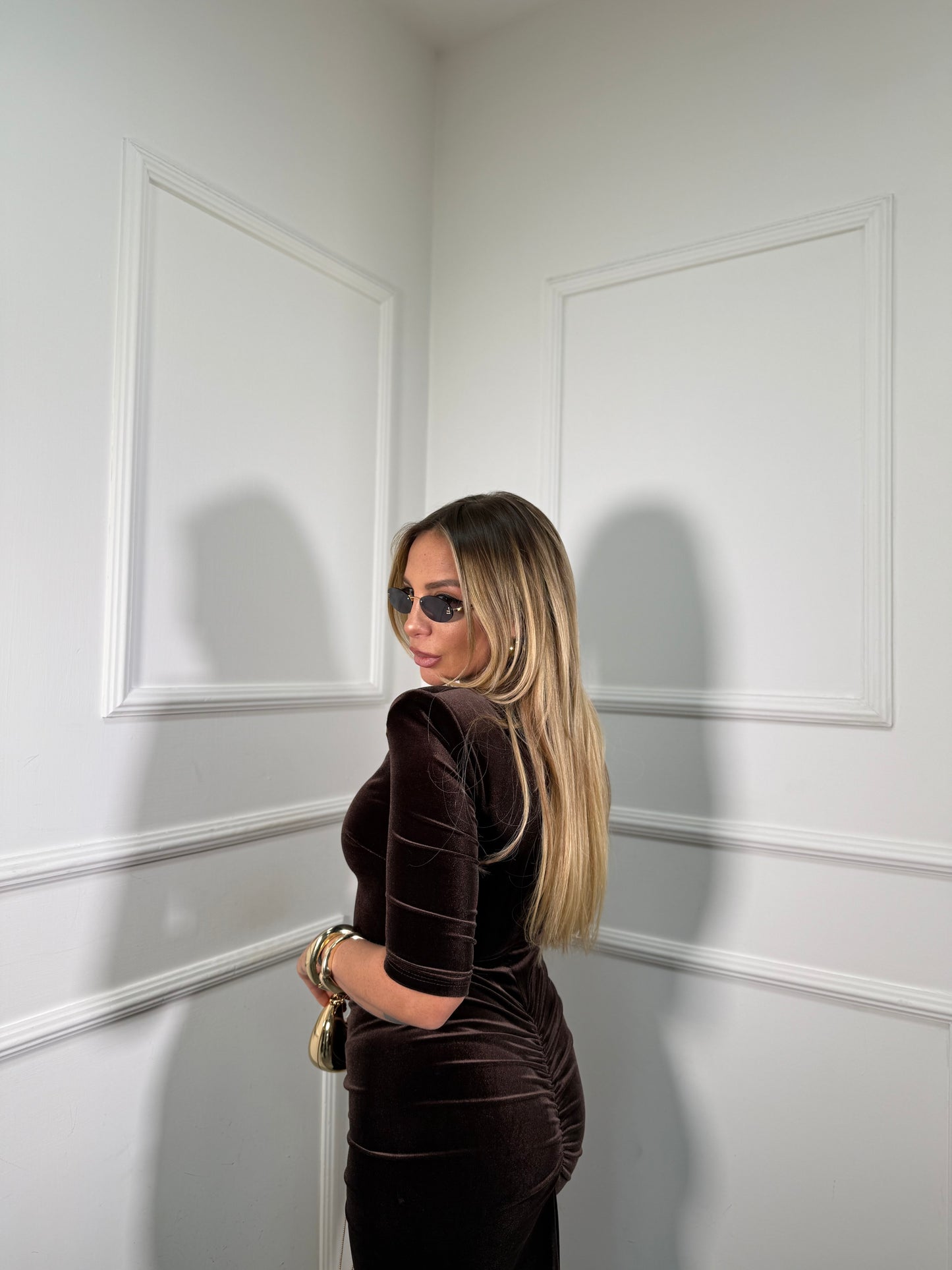 Abito midi in velluto collo alto Jasmin cacao 27393