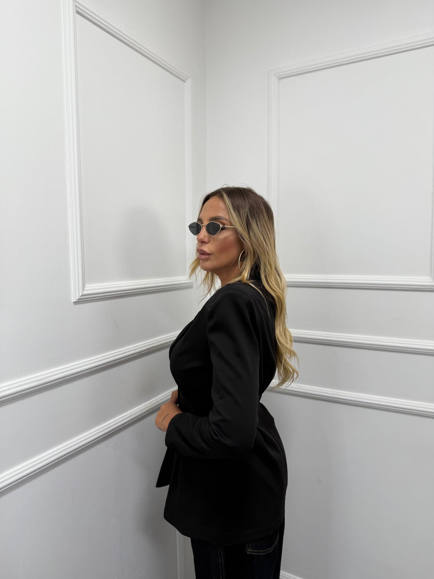 Blazer con spalline Corinne nero 22586