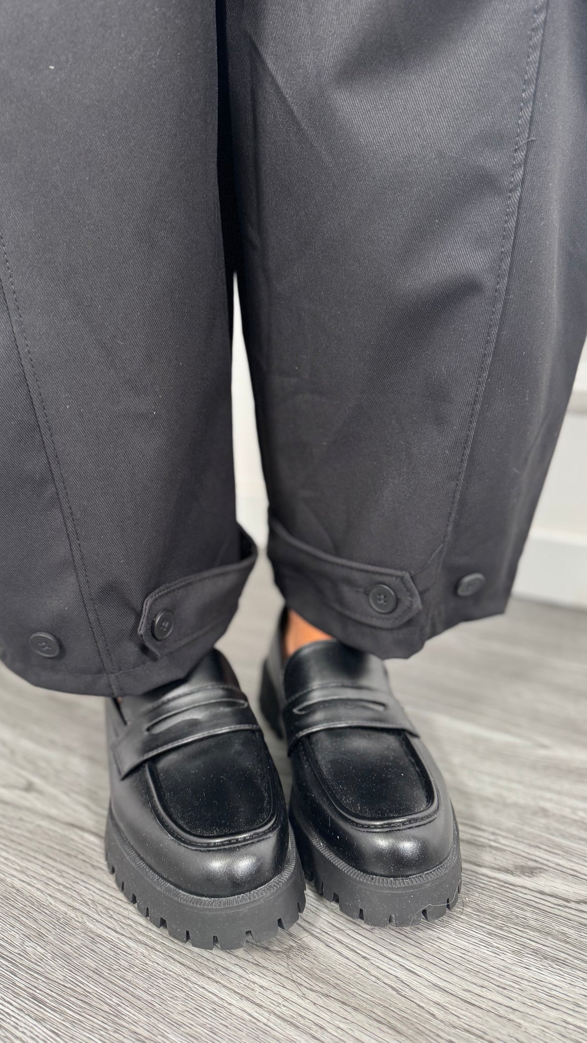 Pantaloni balloon baggy 7/8 Curvy nero kk19321
