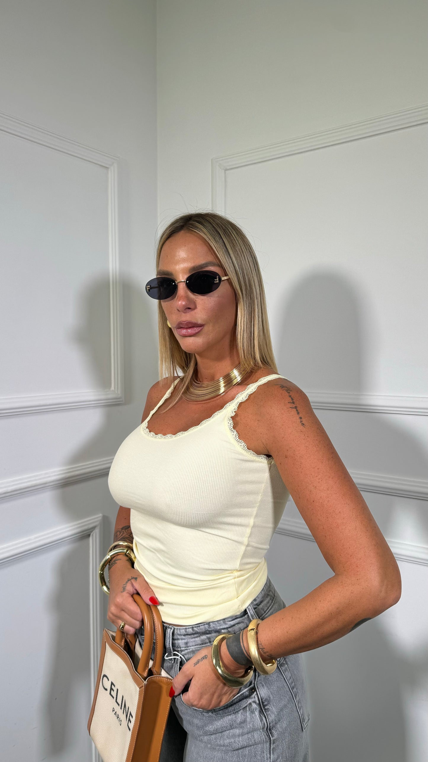 Canotta microcostine con pizzo Silvy (vari colori)