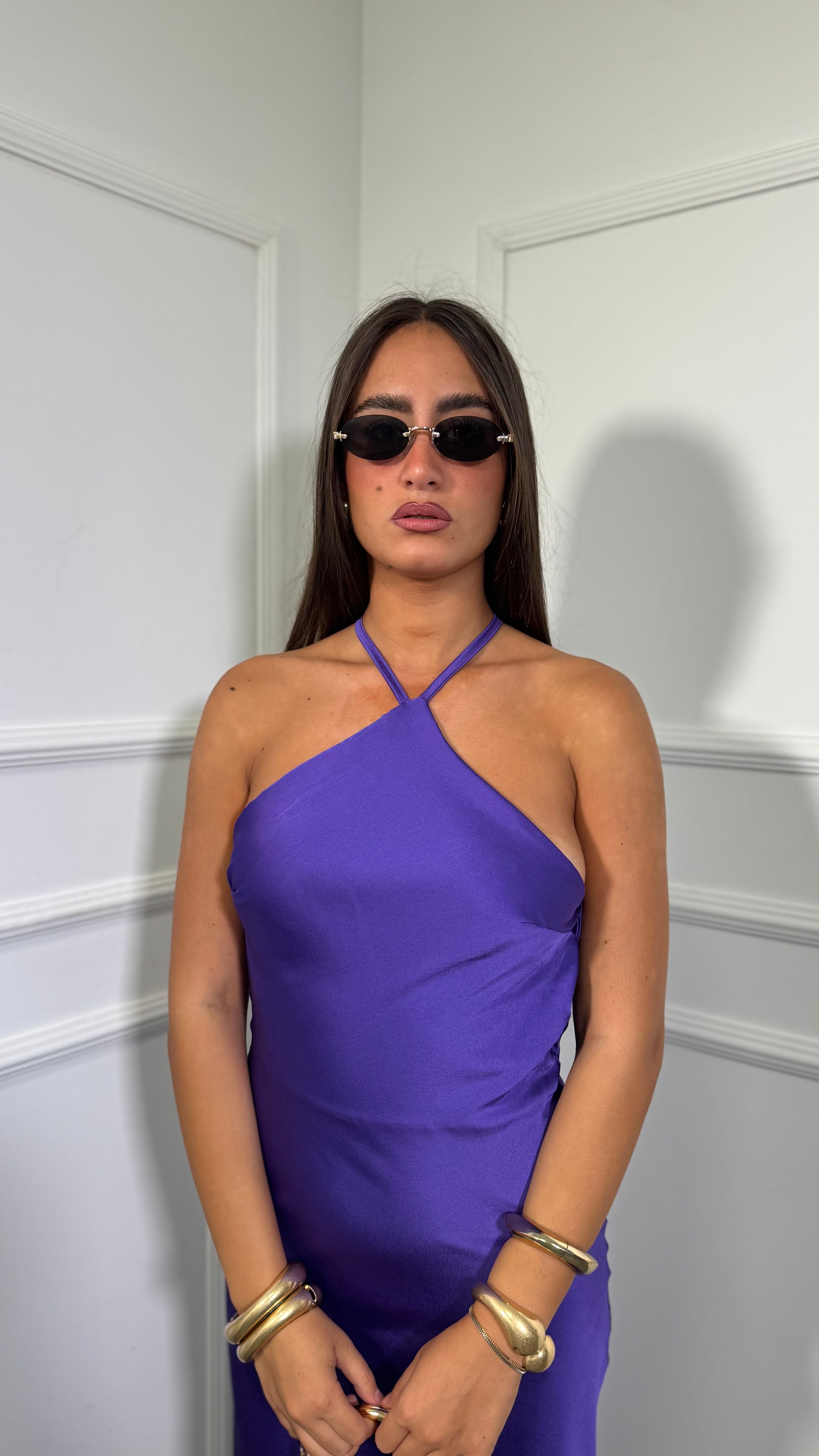 Abito lungo in satin scollo sul retro viola 60536