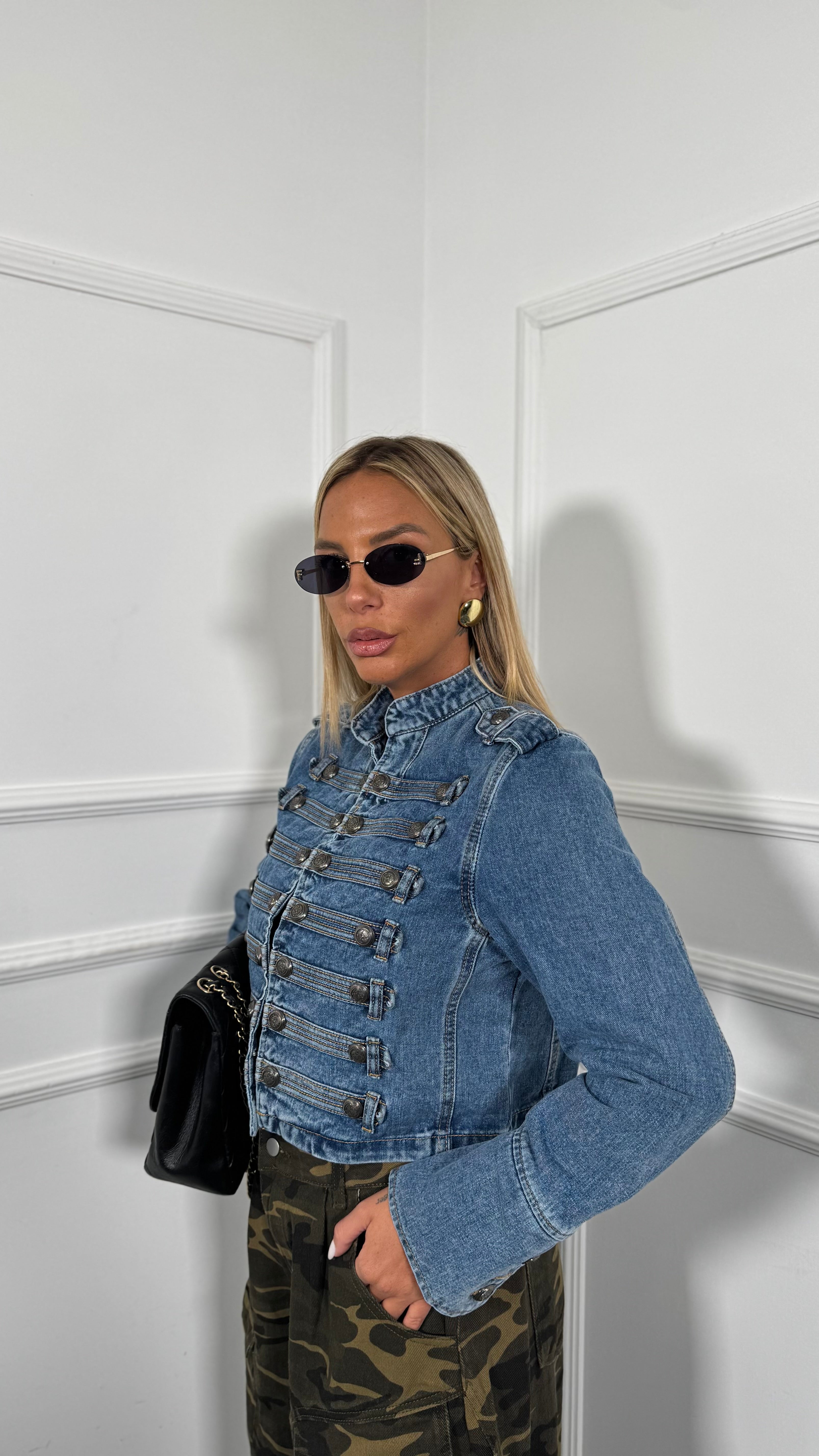 Giacca crop in denim lavaggio medio Vegas 386