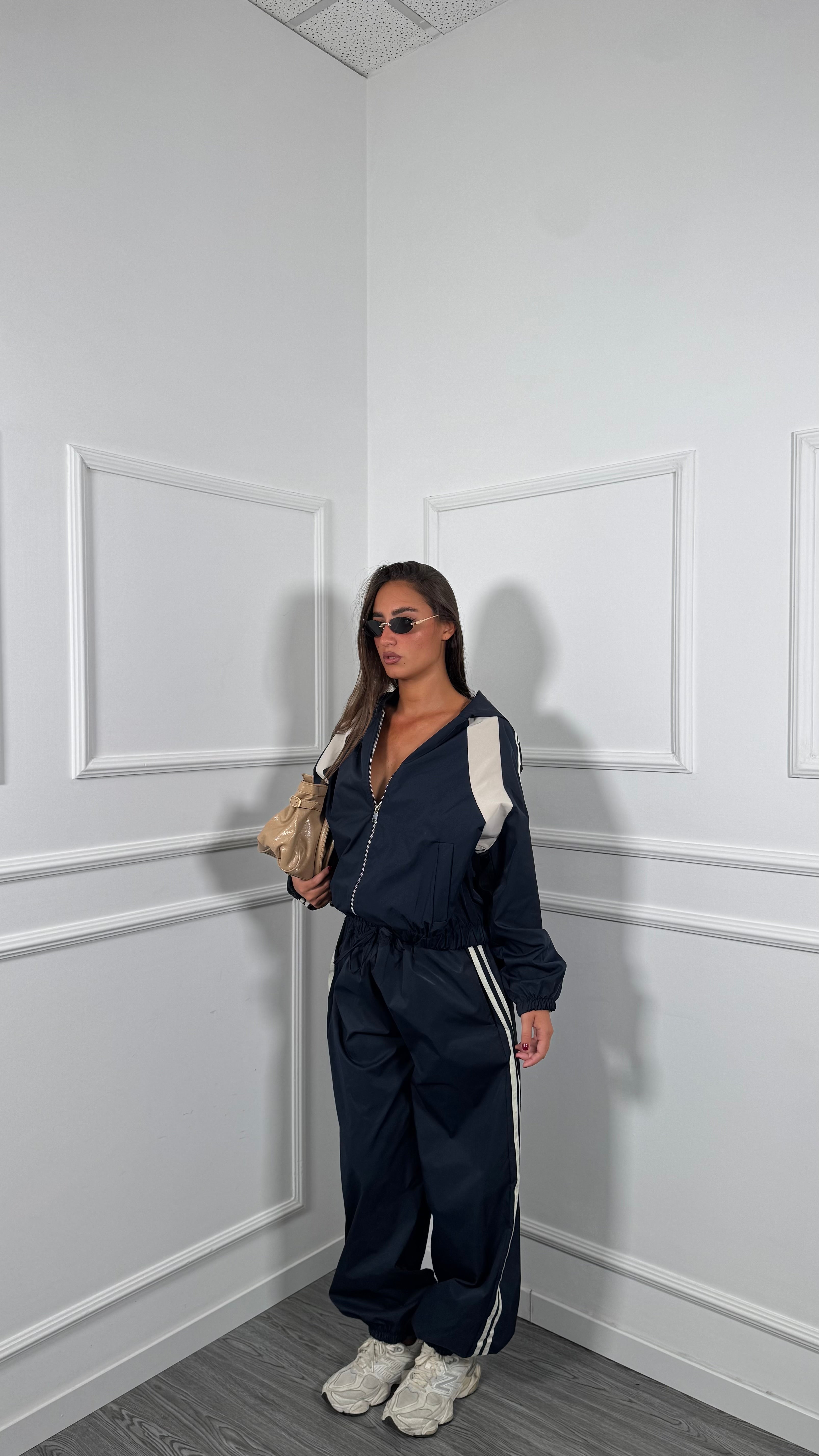 Coordinato tuta in neoprene con bande laterali CURVY blu kk19306