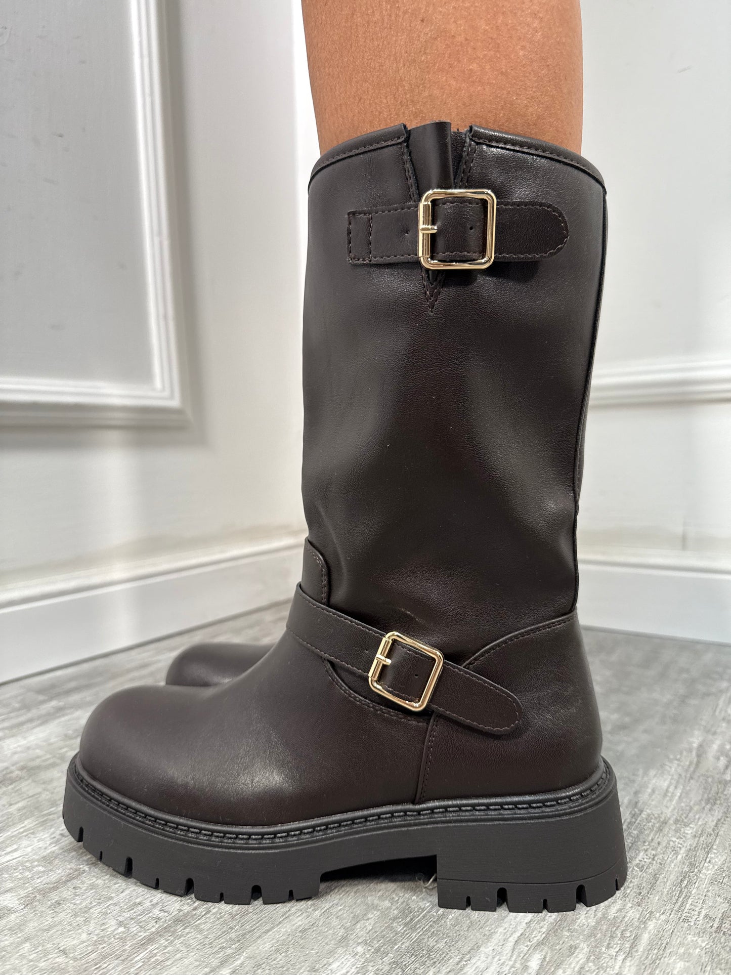 Stivale in ecopelle Davinson cioccolato HJ908