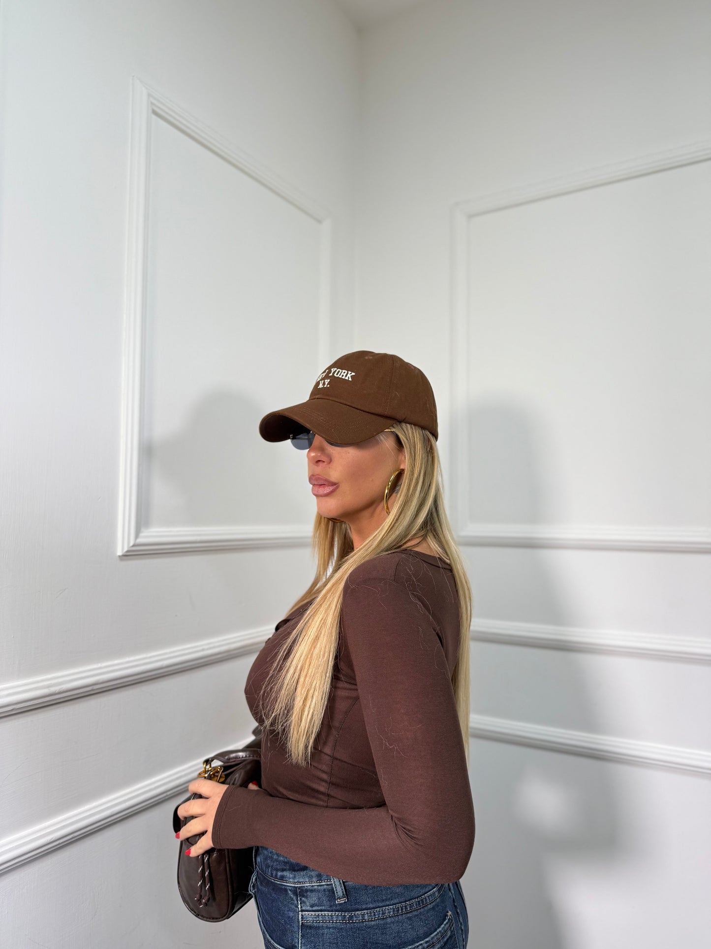 Shirt semi velata con bottoncini e manica a guanto Life cioccolato 25780