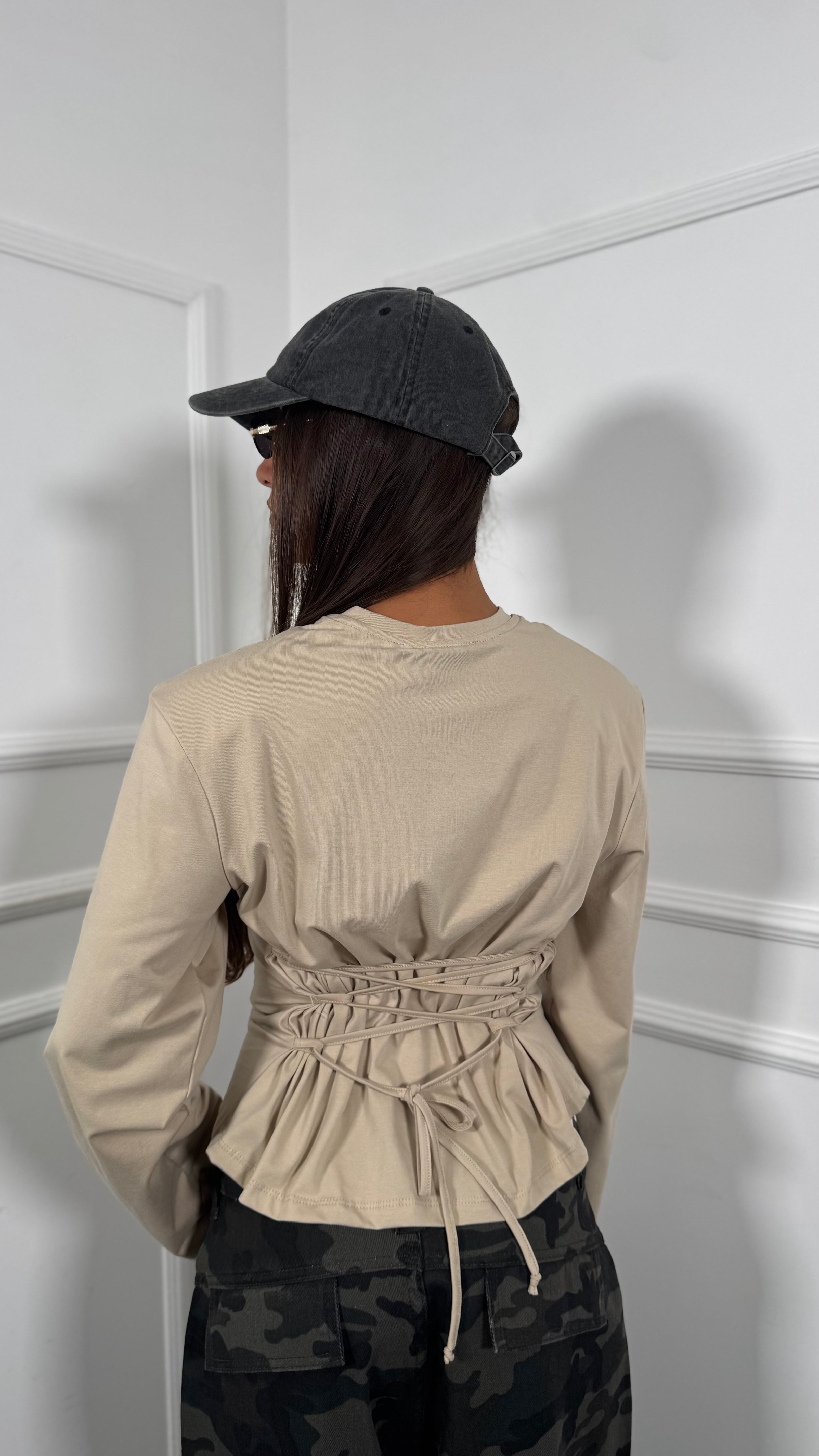 Shirt manica a campana con spalline by justwest nude jw1987