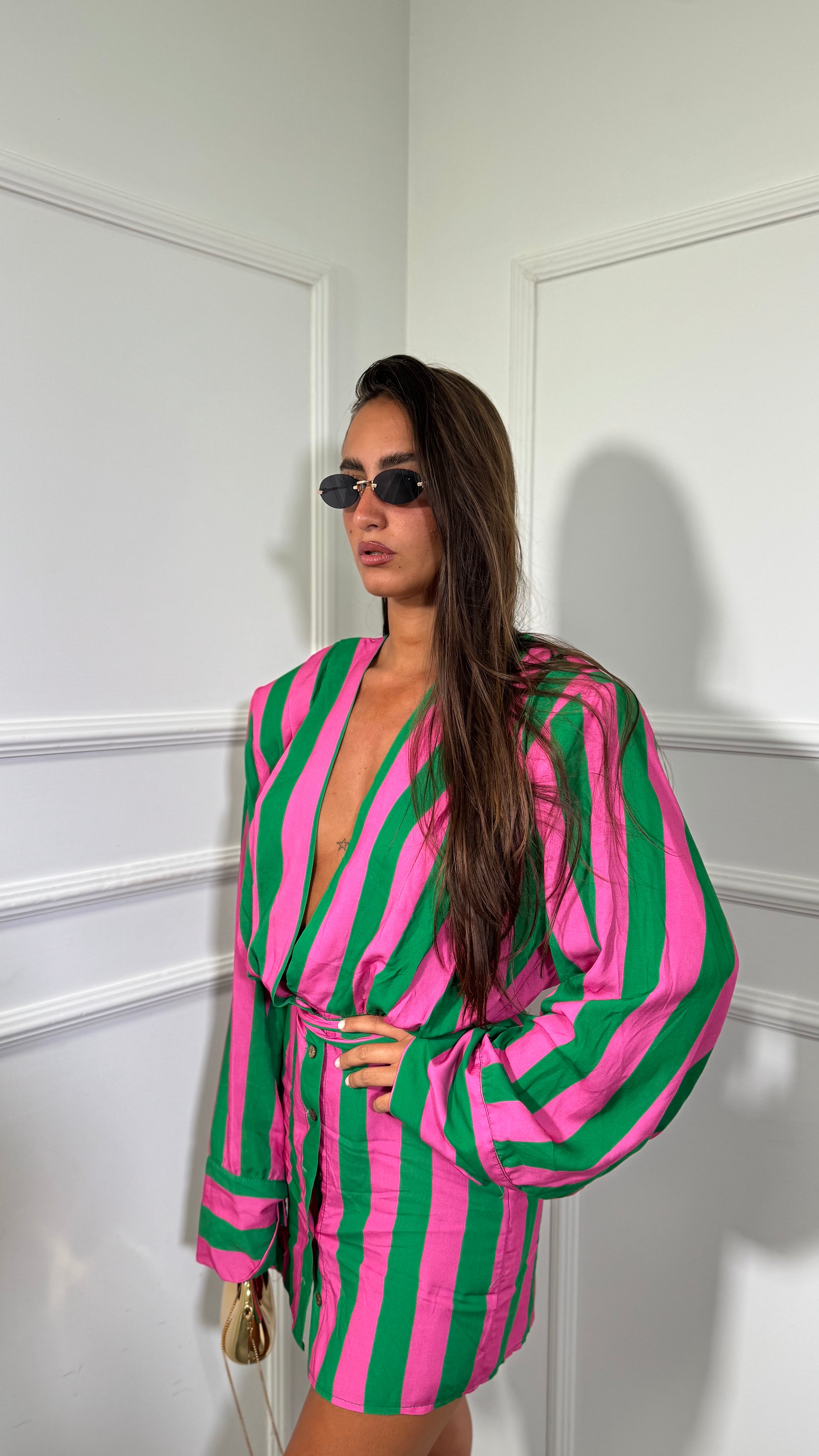 Abito corto a righe con spalline Viky verde/fucsia 706888