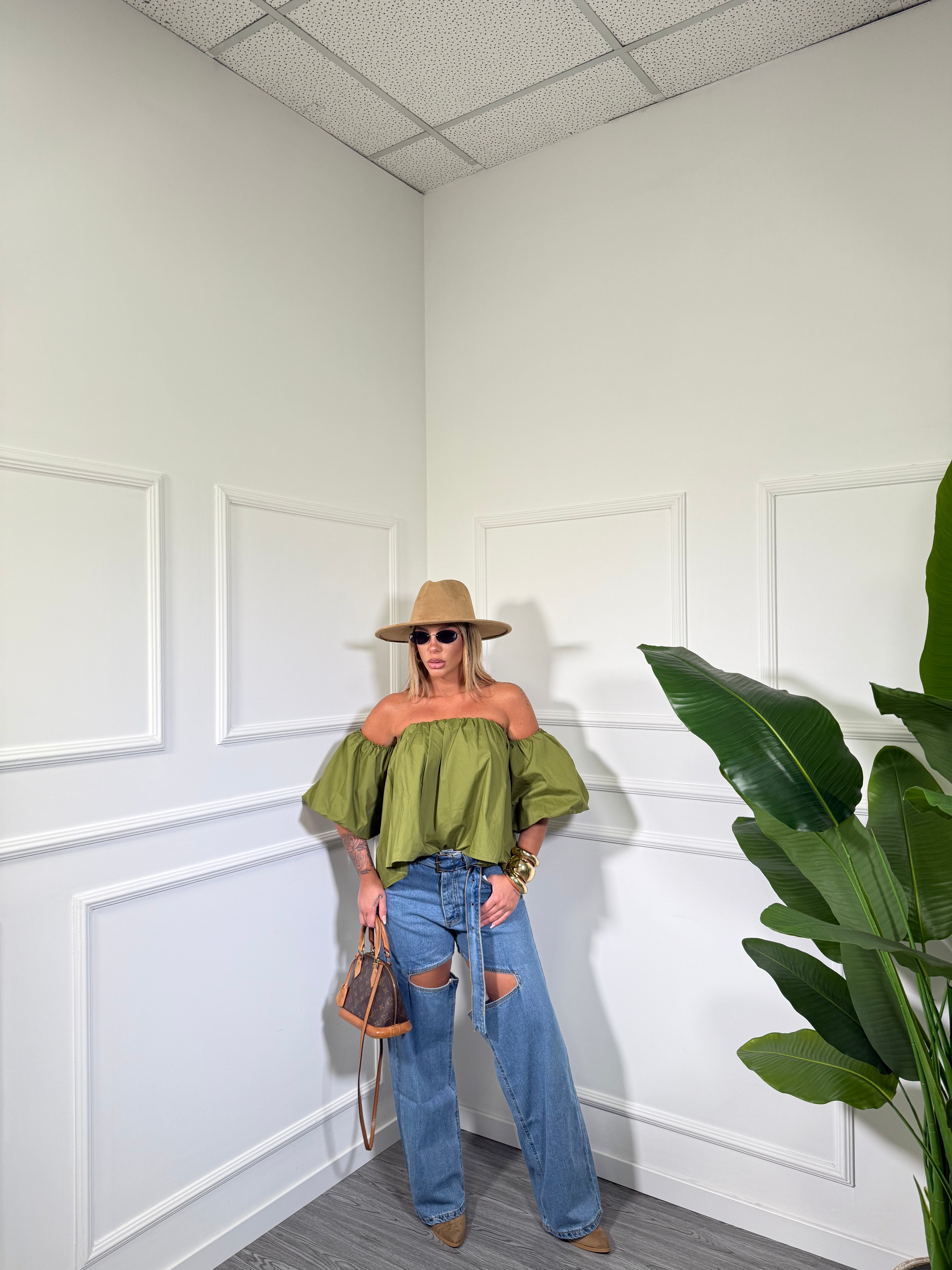 Jeans palazzo Cut out lavaggio medio gb107