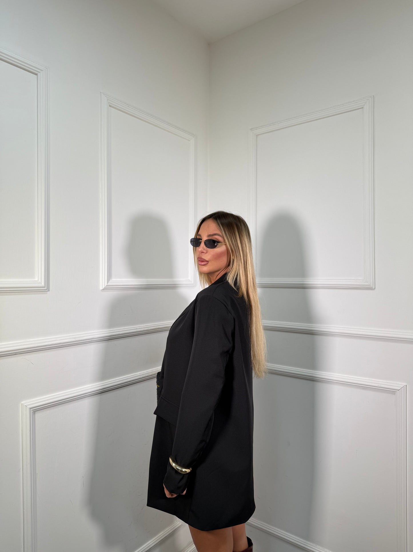 Abito giacca doppio petto con spalline Darlin nero My85302