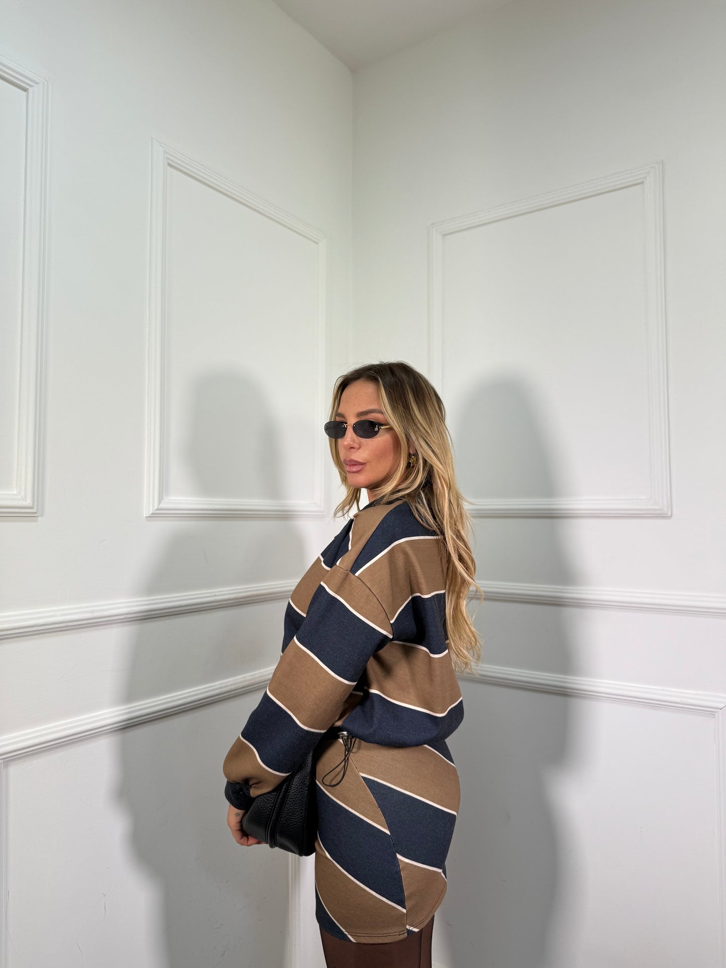 Coordinato in felpa Sheryl blu/camel m60571