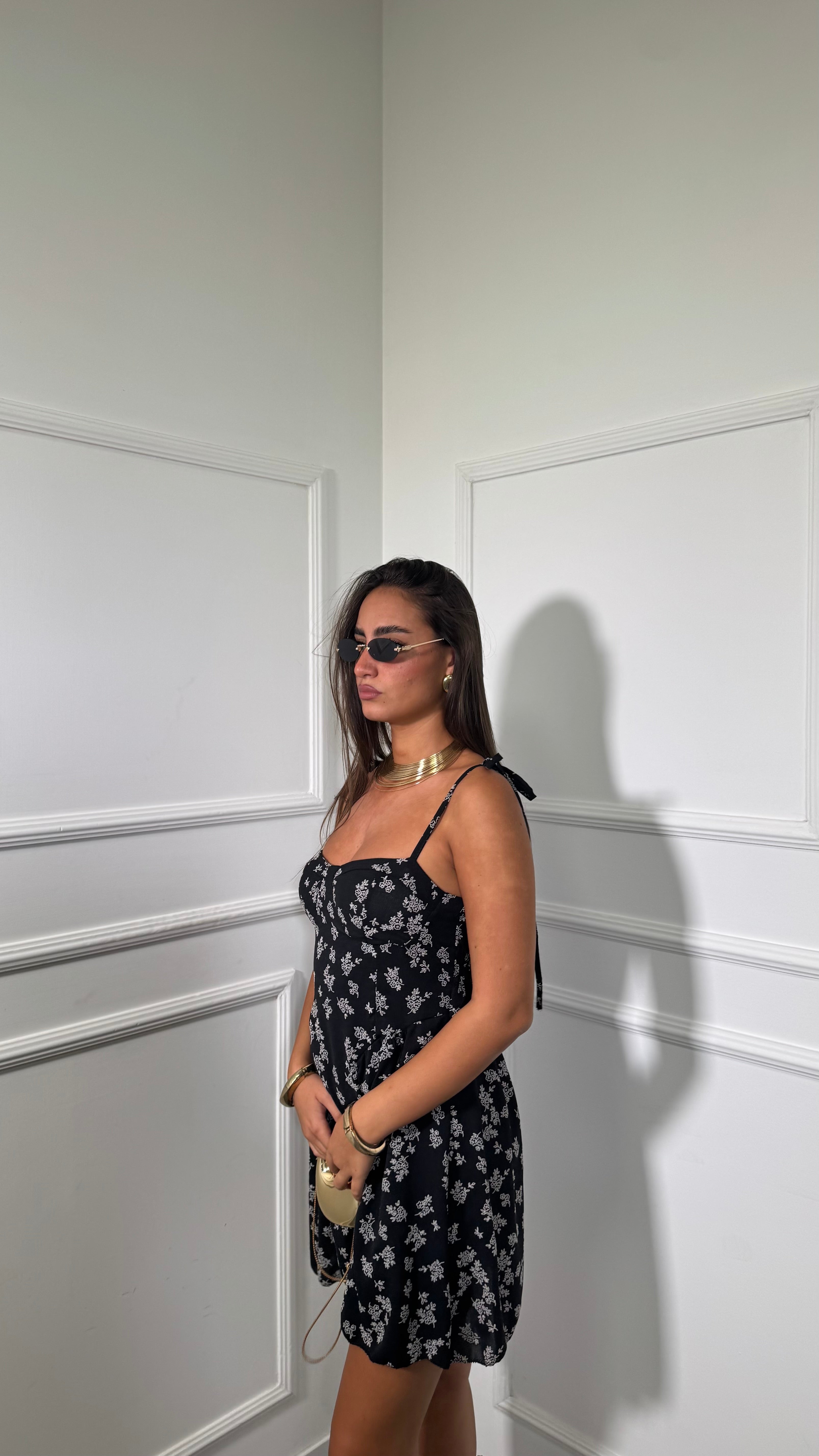 Abito corto con fiorellini Lavinia fondo nero