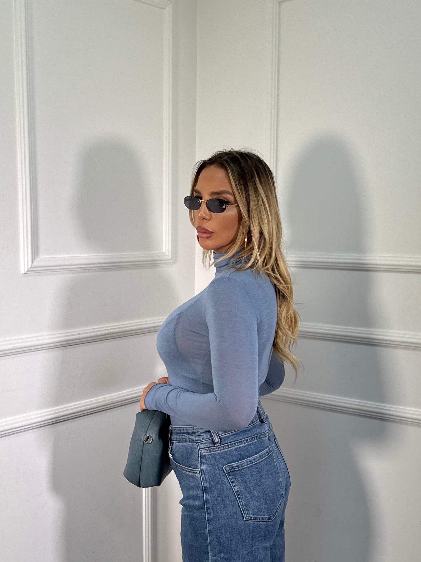 Shirt semi velata collo alto Jolly azzurro polvere misto cashmere 28029