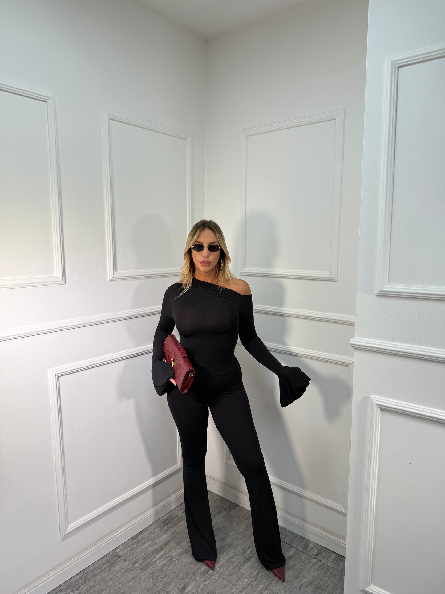 Jumpsuit in lycra scollo asimmetrico nera 14375