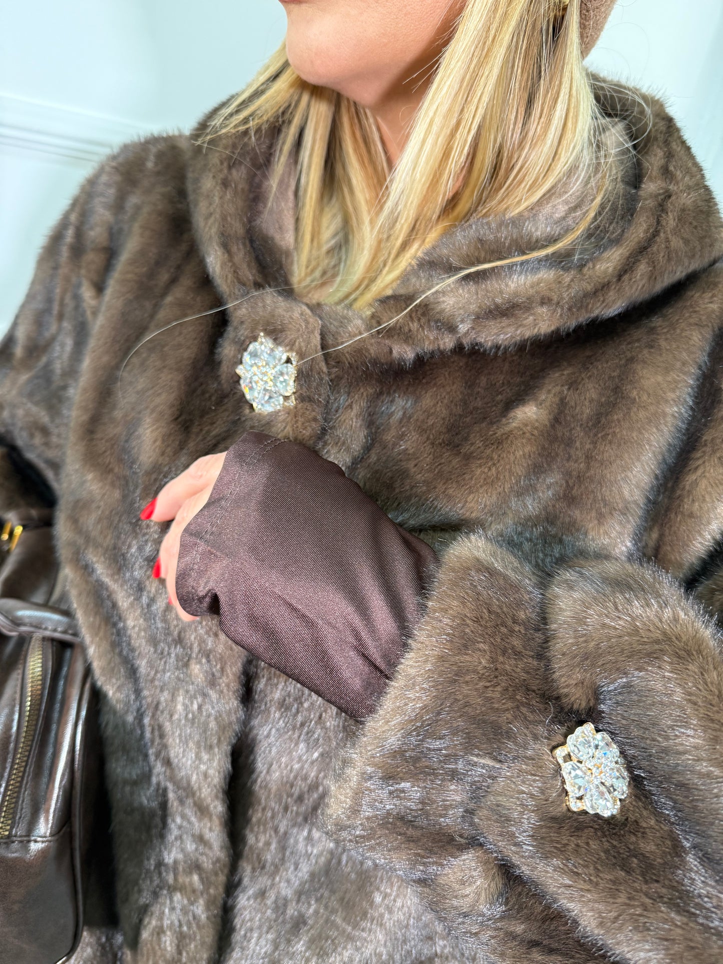 Ecofur con cappuccio Diamond cioccolato 0619