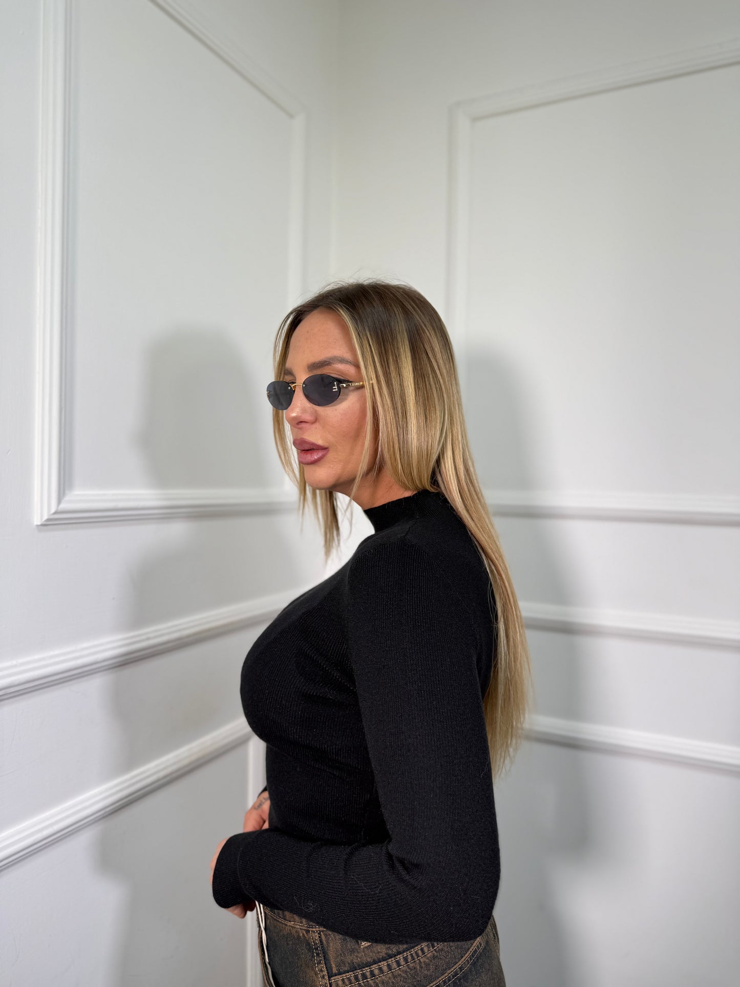 Maglioncino a costine lana rasata Klizia nero 2221