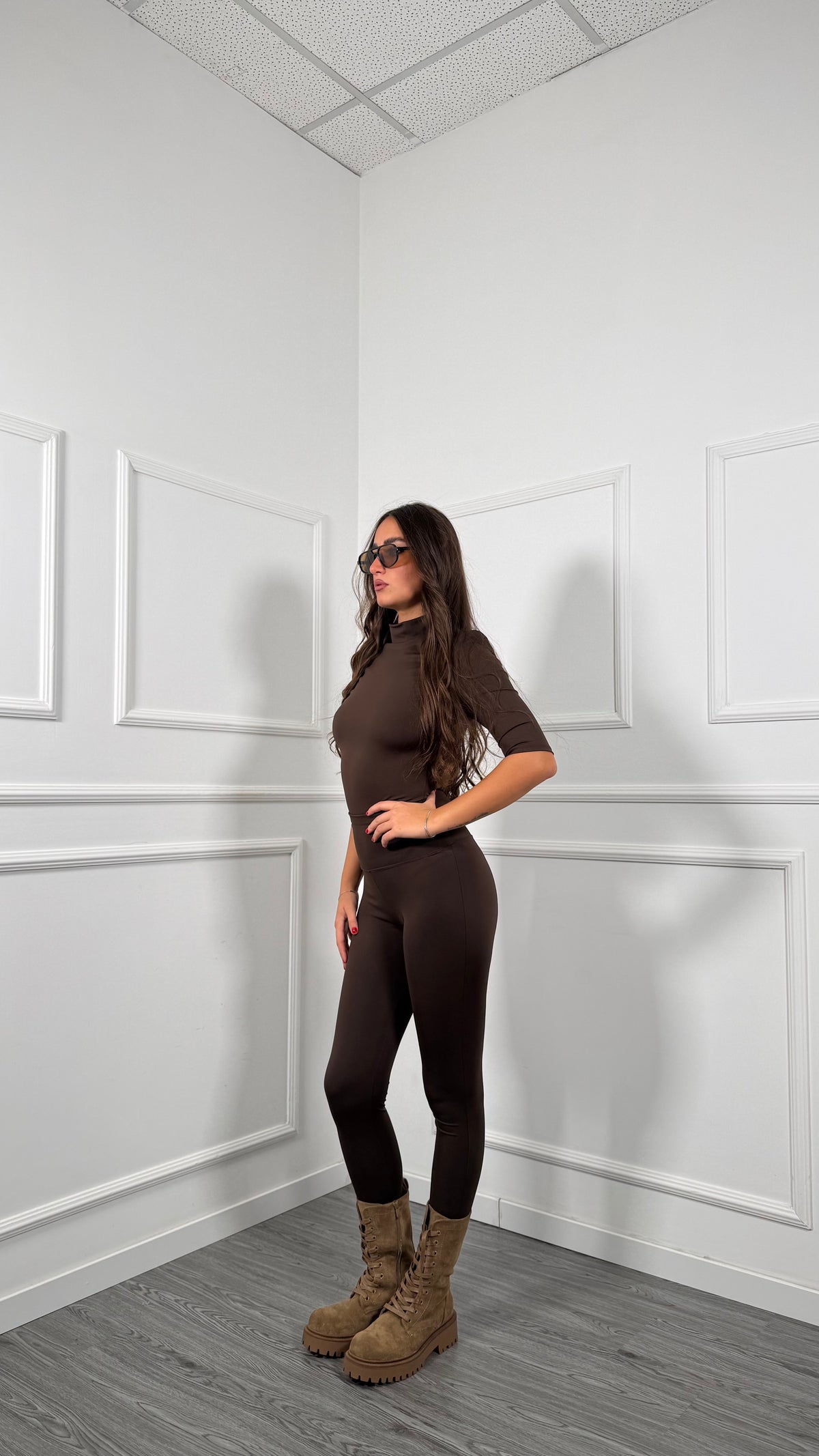 Coordinato in lycra con body spalline manica 3/4 cioccolato