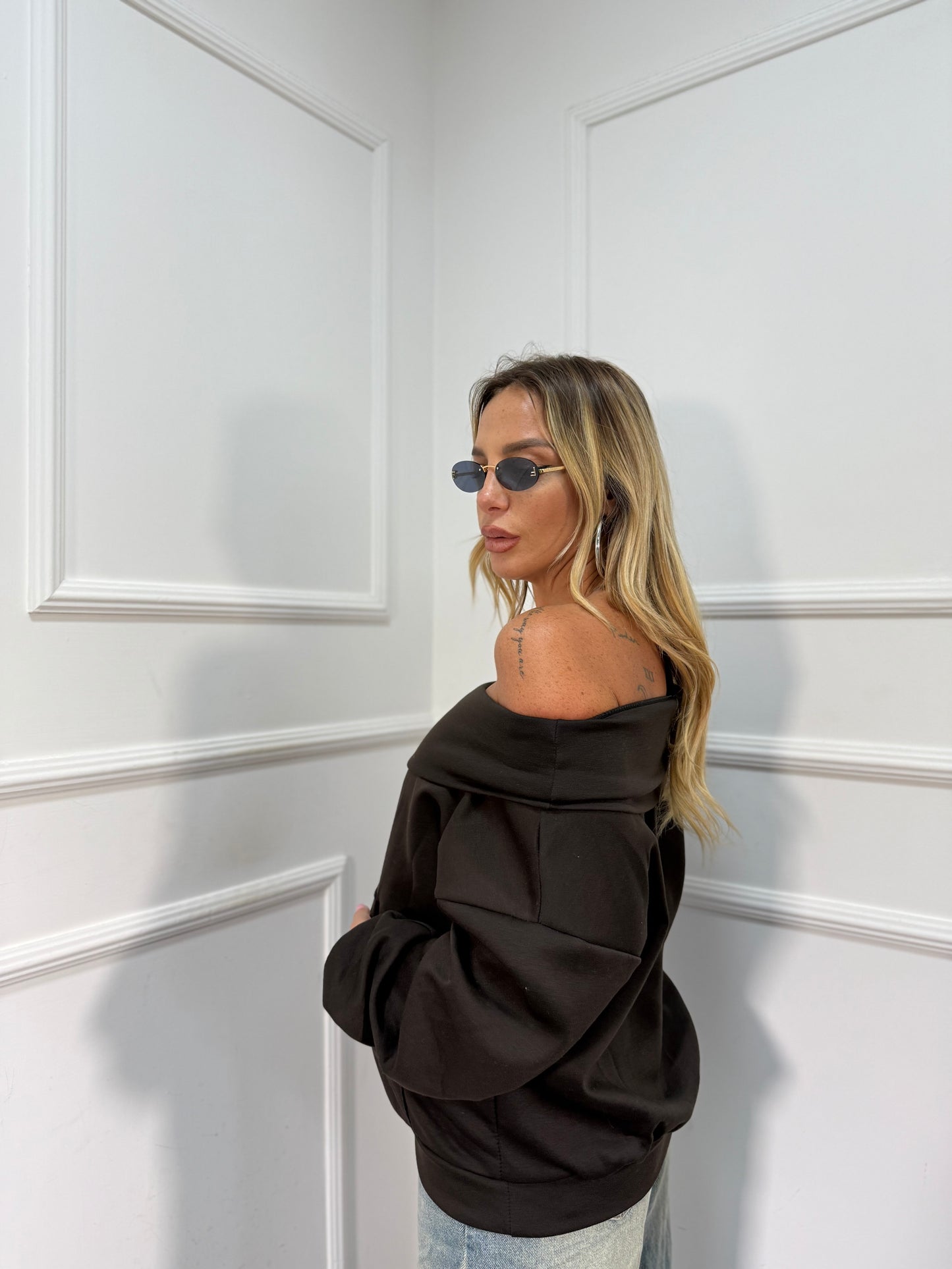 Felpa scollo a barca cioccolato 97037