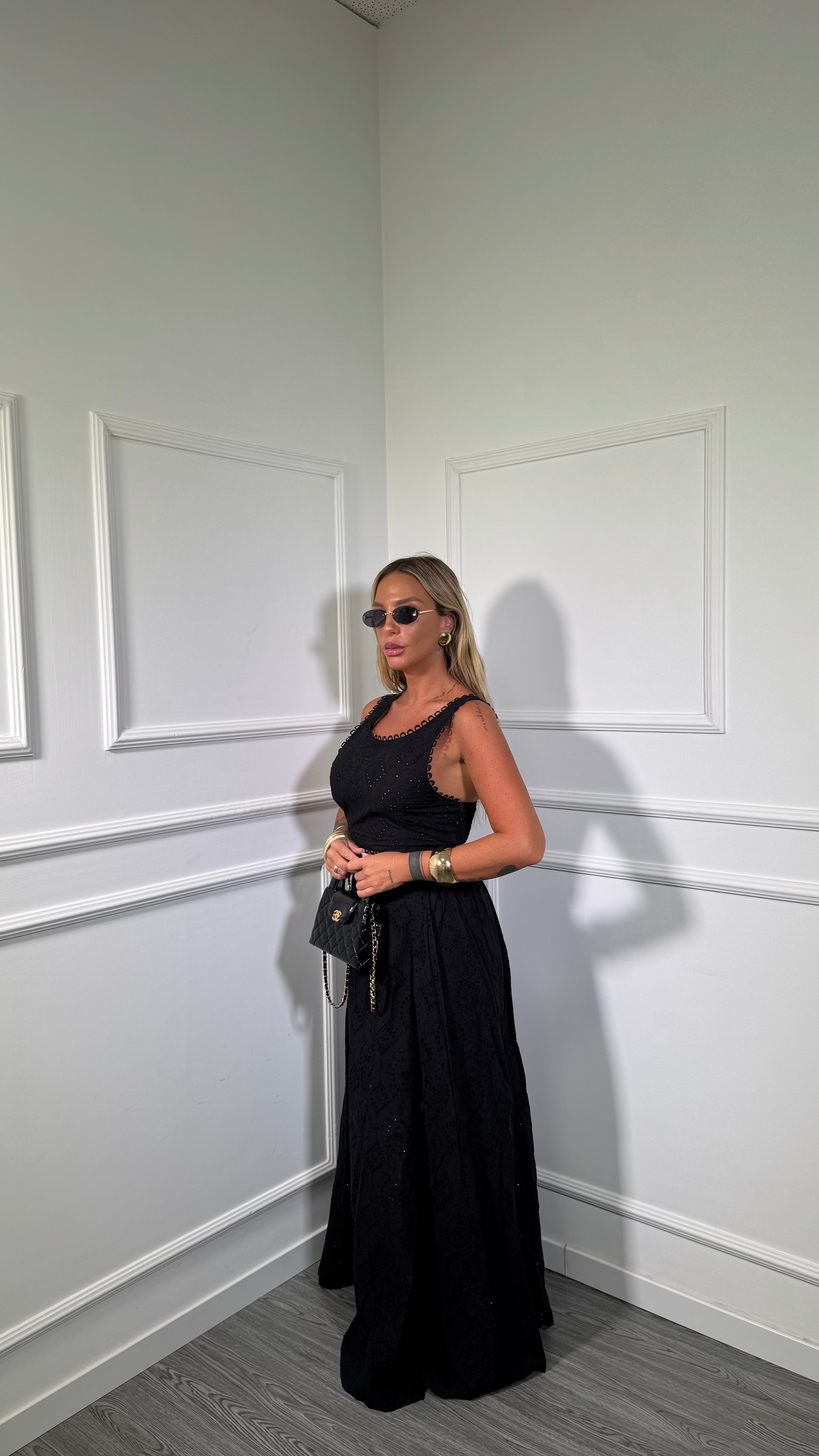 Coordinato con gonnellone in pizzo san gallo nero 0658