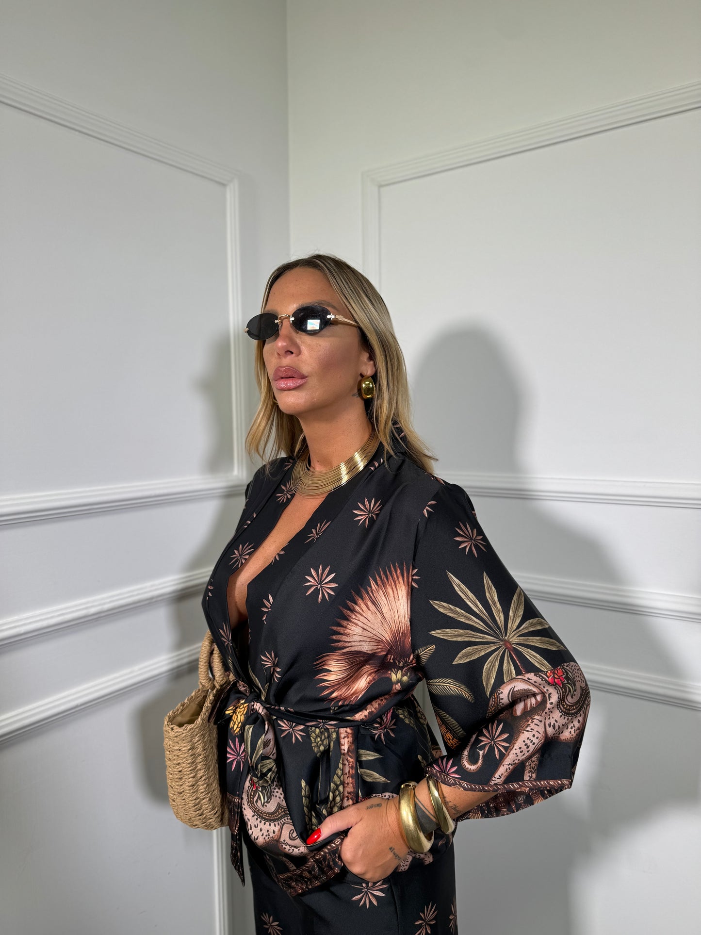 Coordinato in satin con kimono India nero