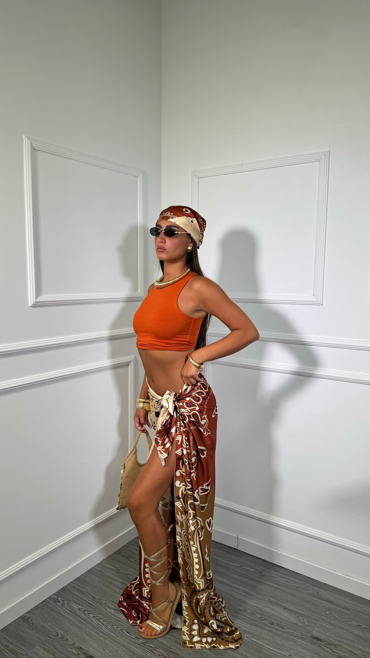 Pareo in satin + bandana fantasia paisley Raya coccio/champagne
