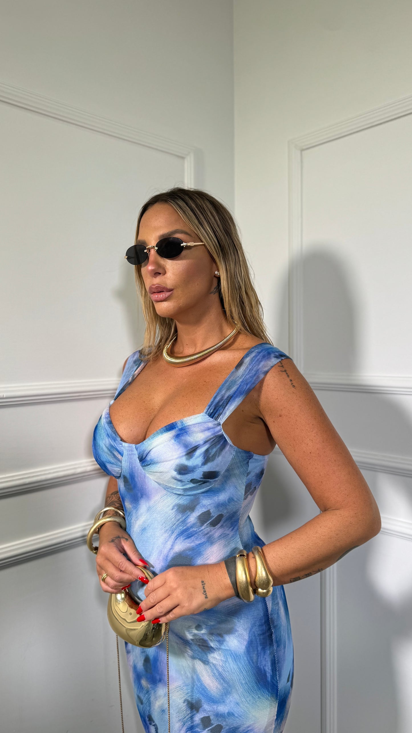 Abito midi a tubino in chiffon tie-dye Saranda azzurro 40552