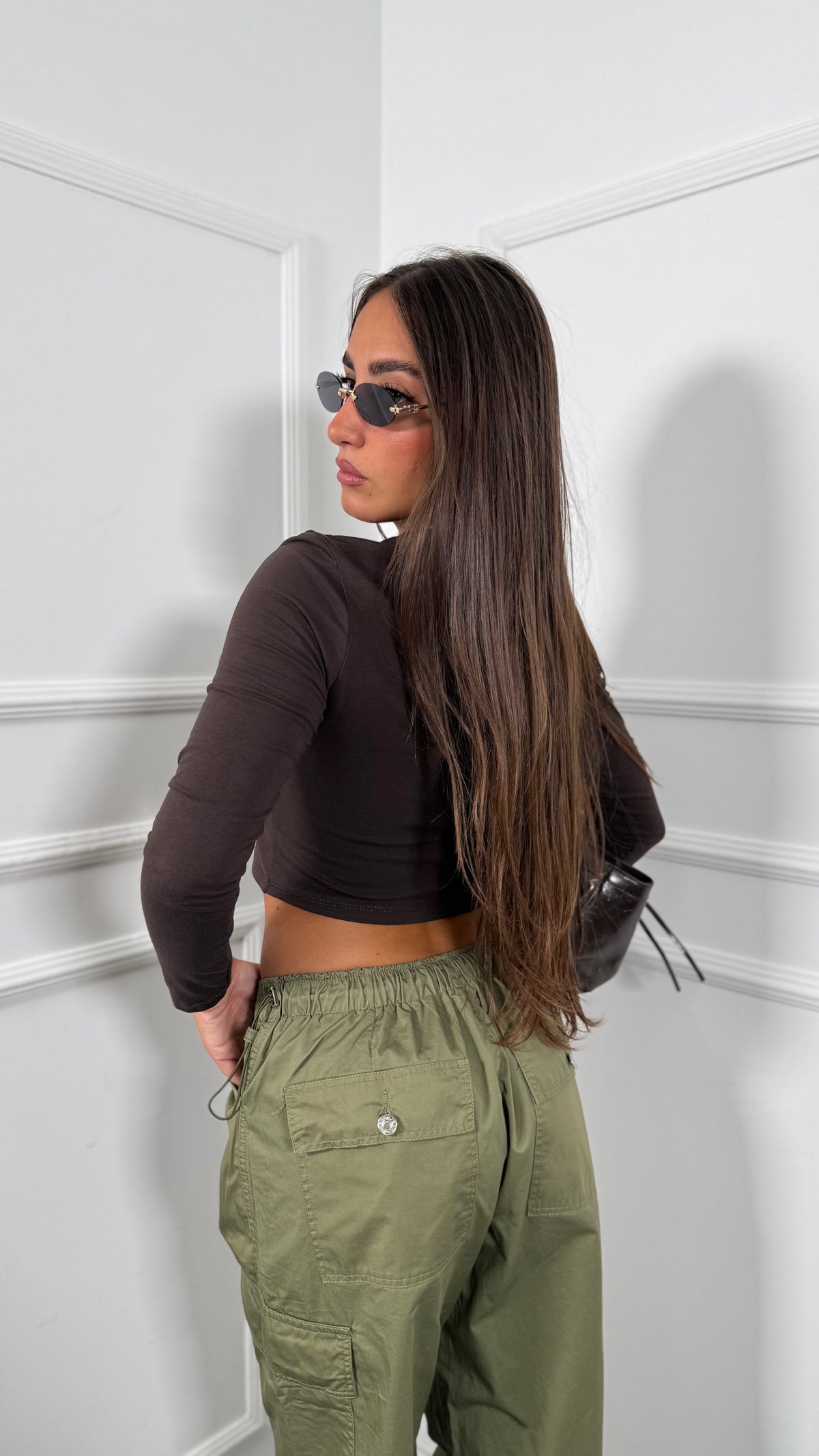 Pantaloni cargo con coulisse verde militare L-3178-3
