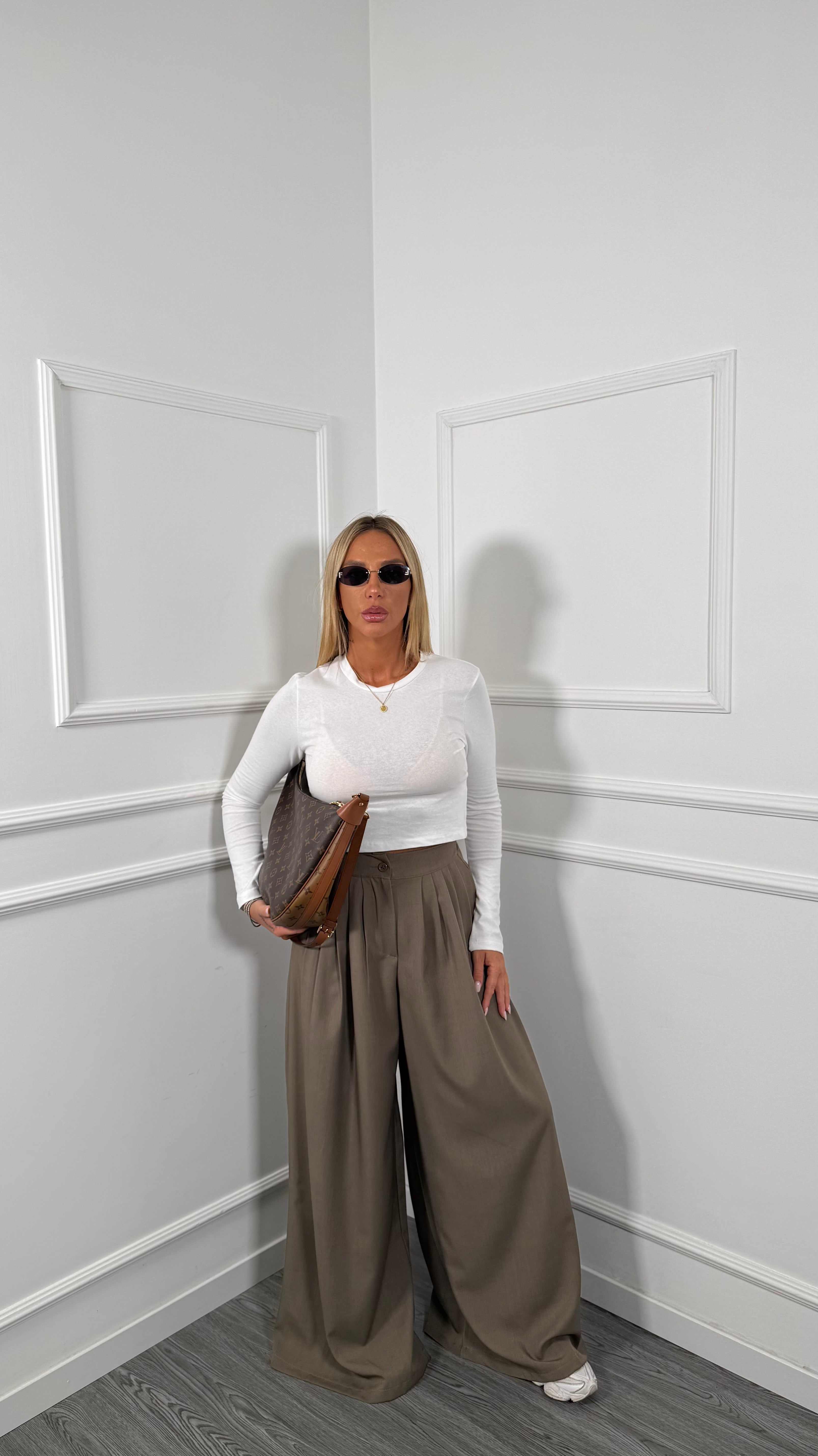 Pantaloni palazzo con pinces All Day taupe 66983