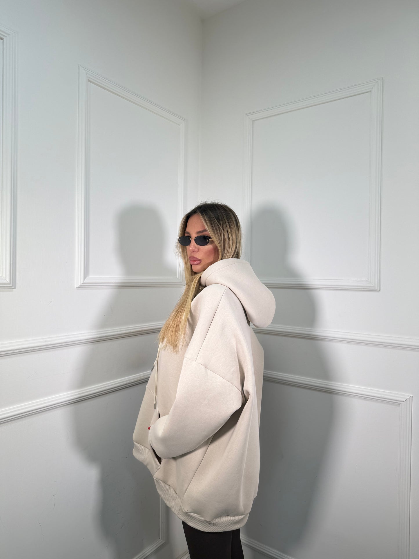 Felpa oversize con cappuccio in pile Freedom beige