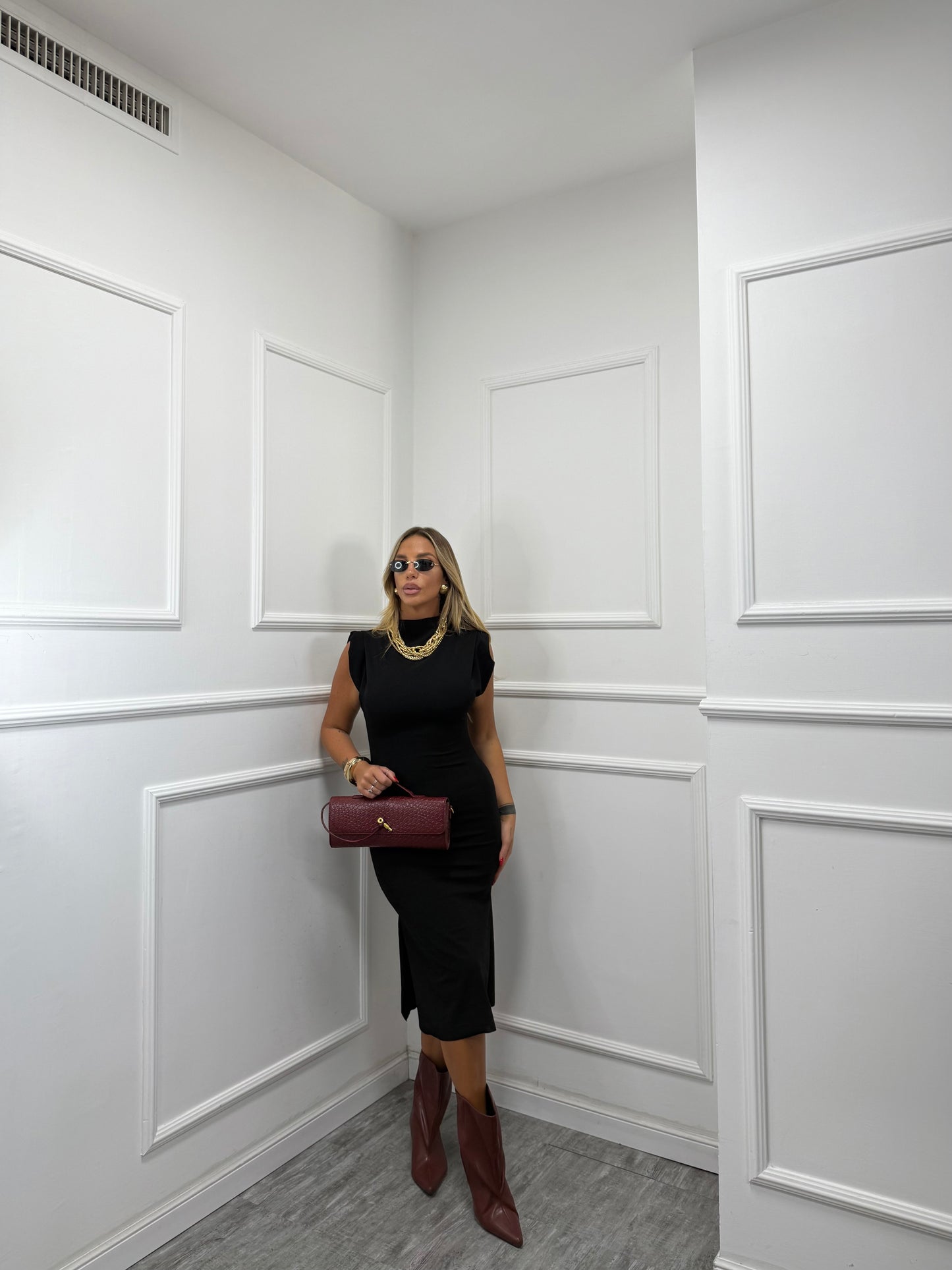 Abito midi con spalline Delia nero