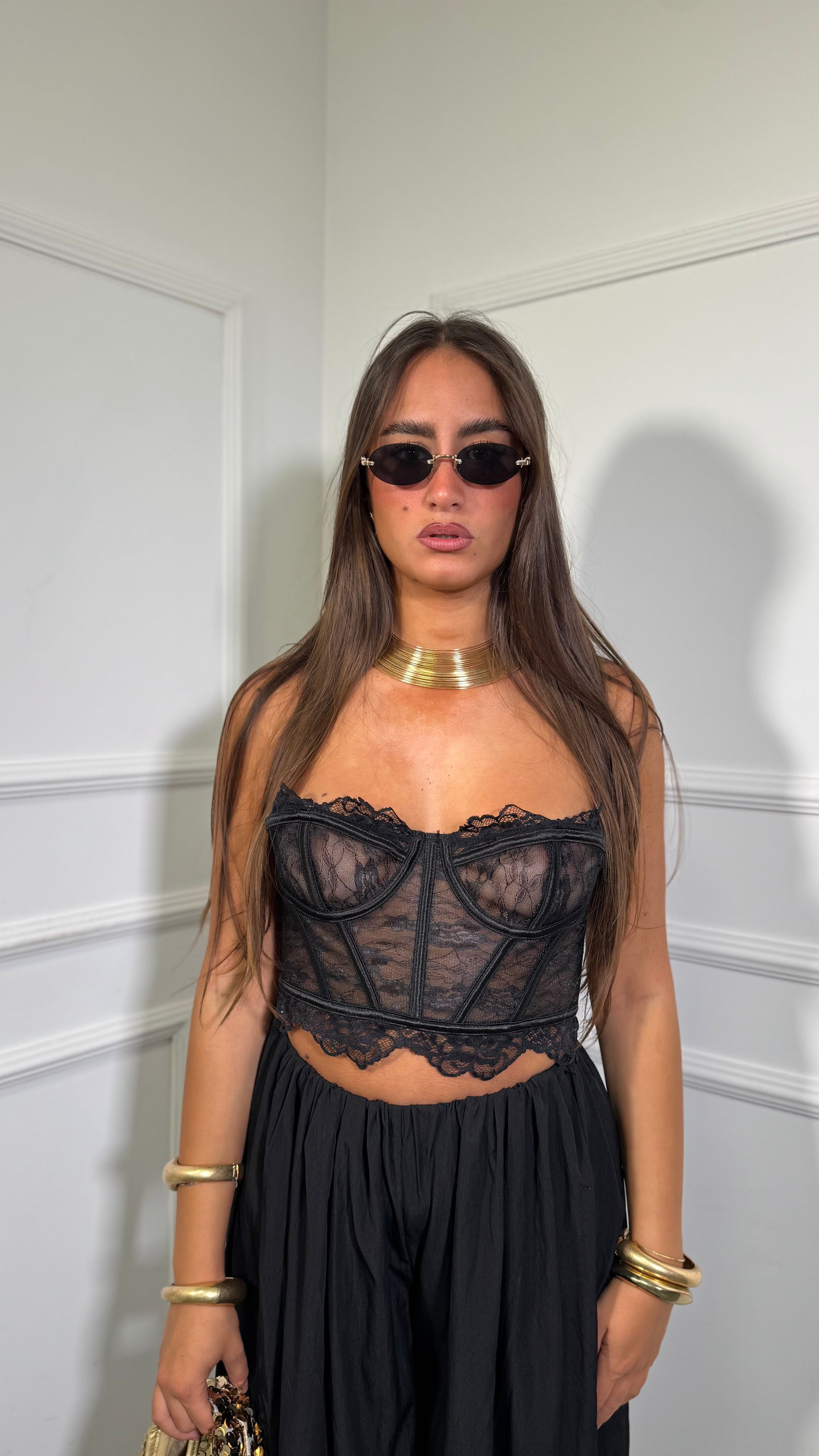 Bustino Crop in pizzo semi velato nero st15616