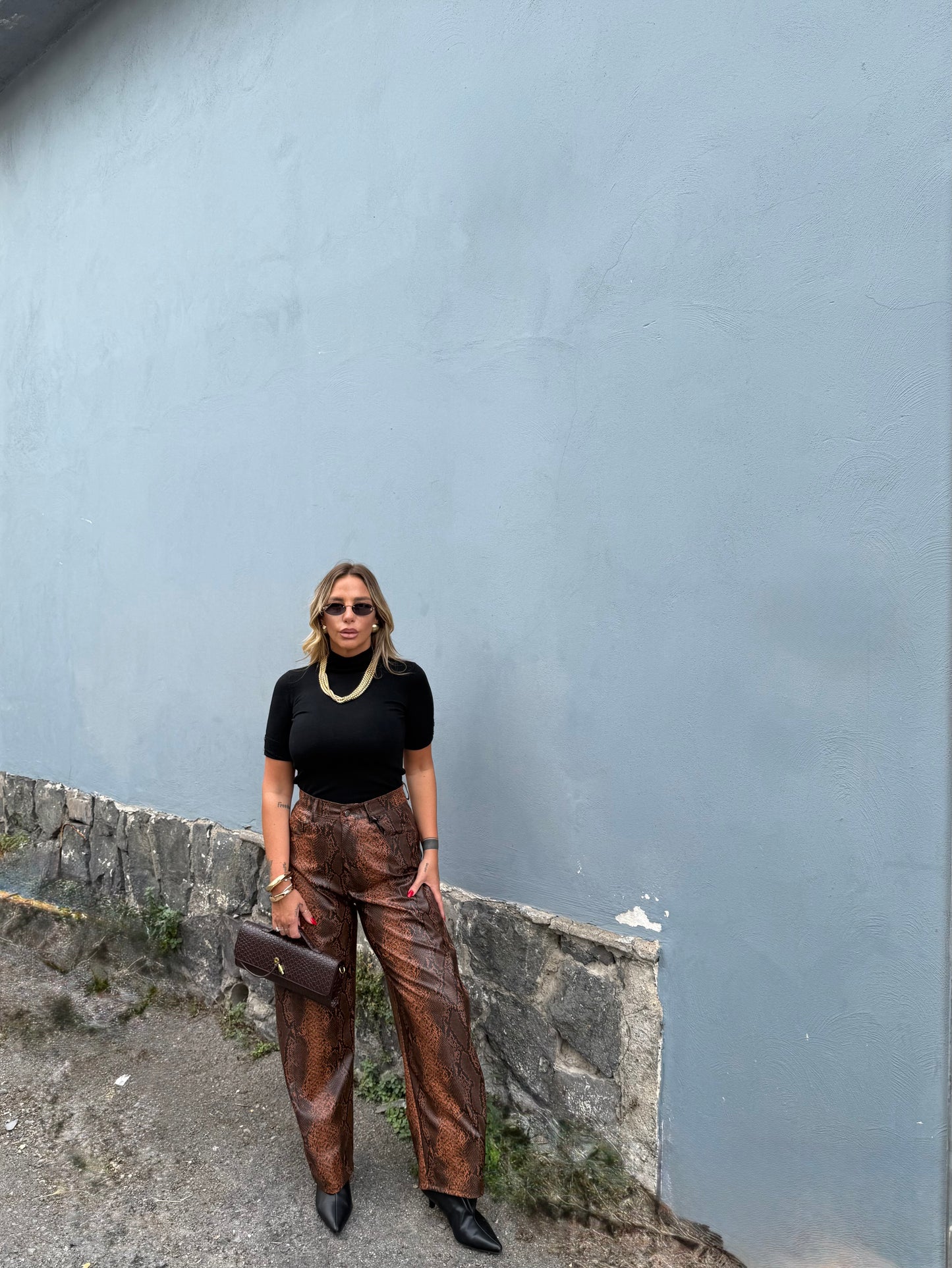 Pantaloni in ecopelle pitonato Demetra marrone/ruggine by lumina ld3438
