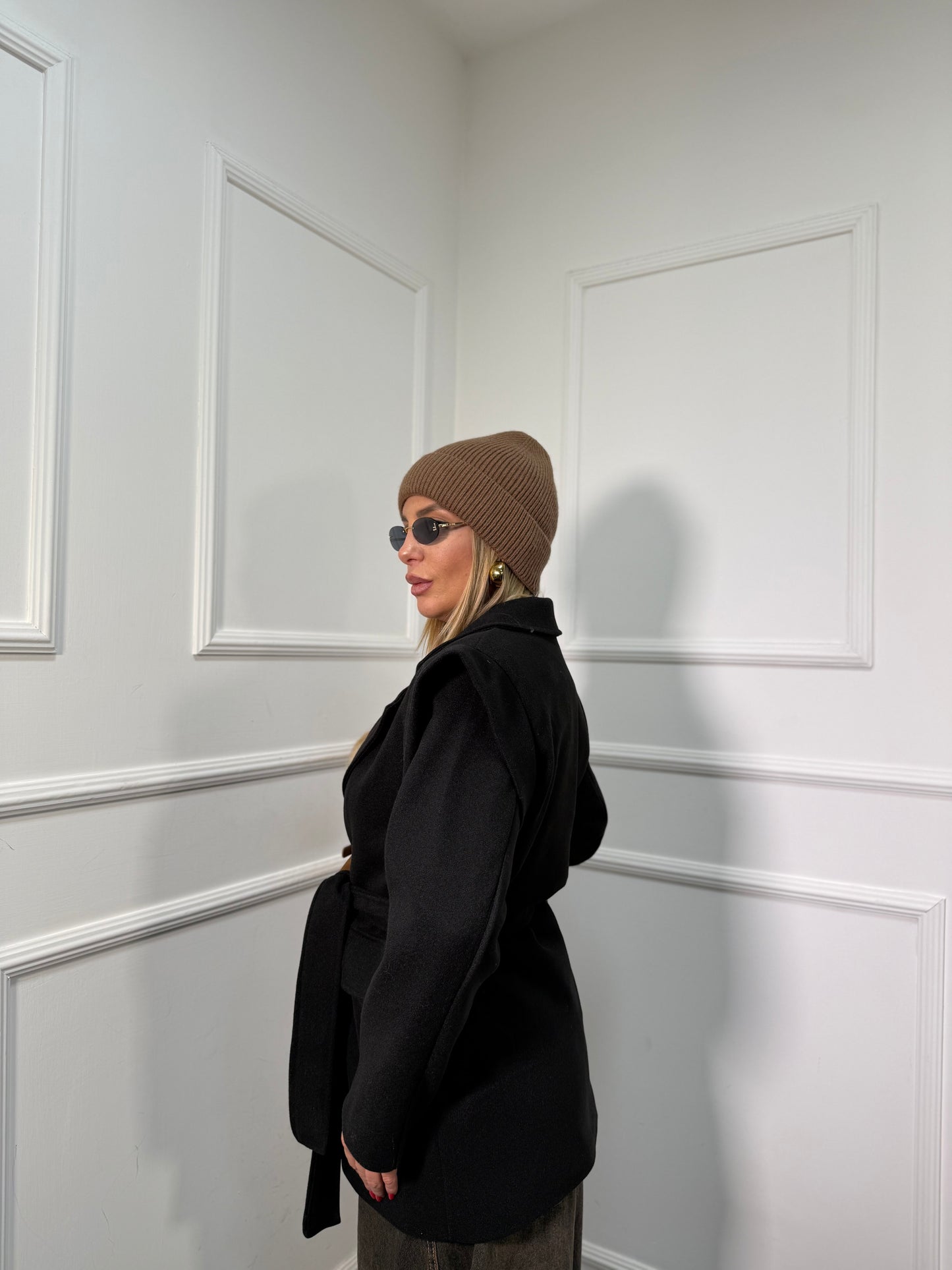 Cappotto in panno con spalline Valery nero 007084