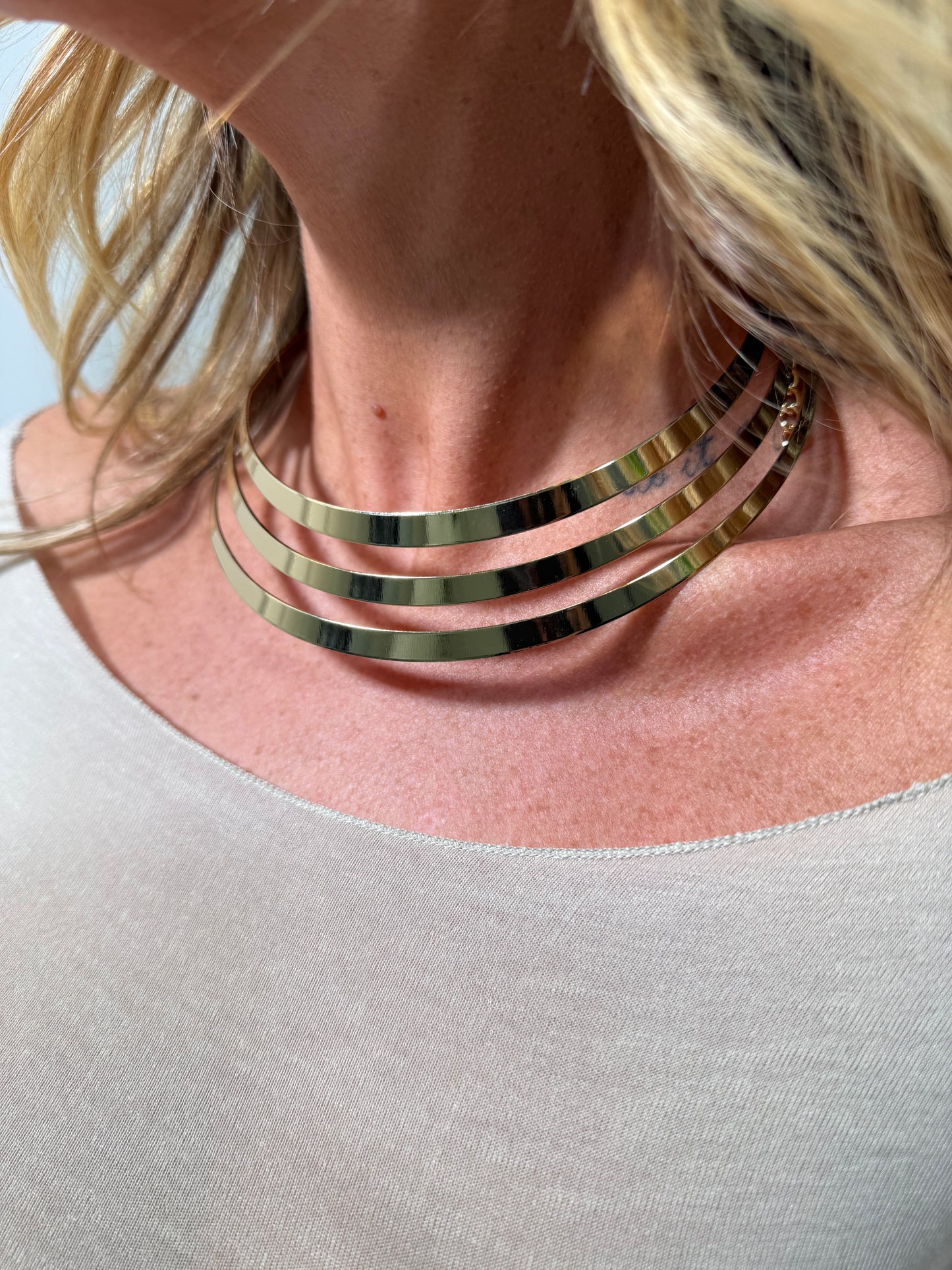 Collana rigida oro