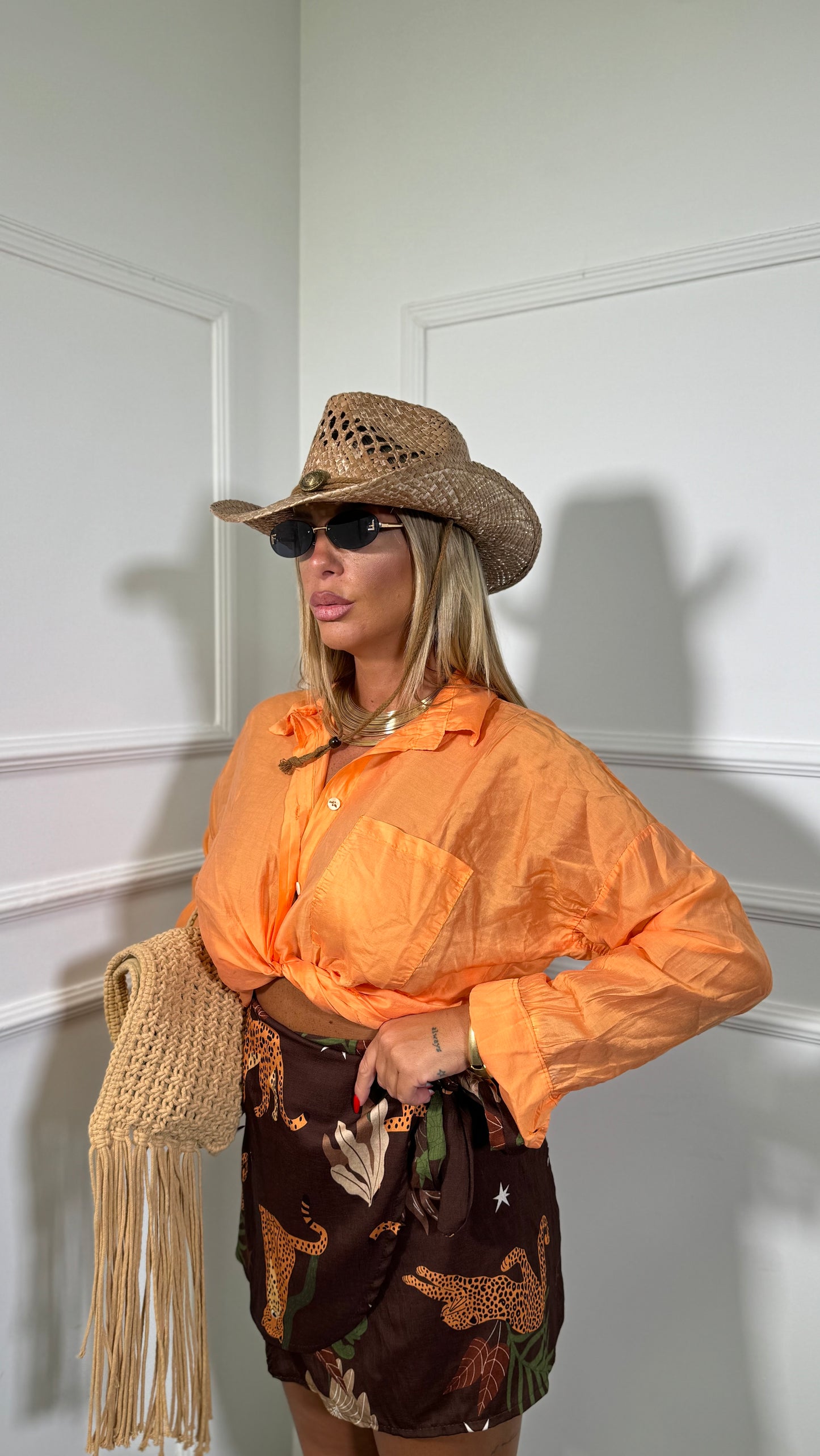 Camicia semi velata con taschino Flayr arancio 25135
