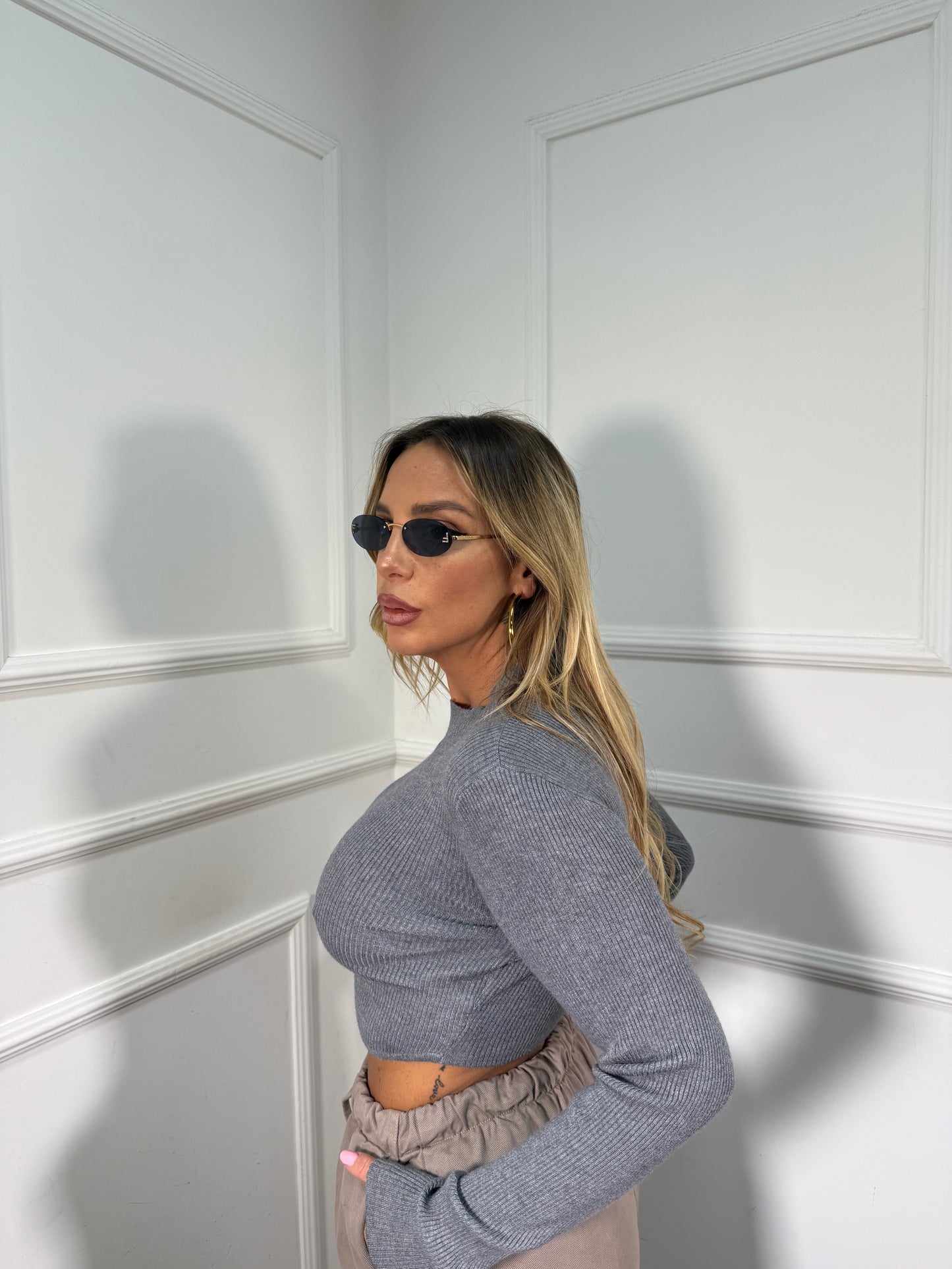 Maglioncino a costine con onda grigio jk8626