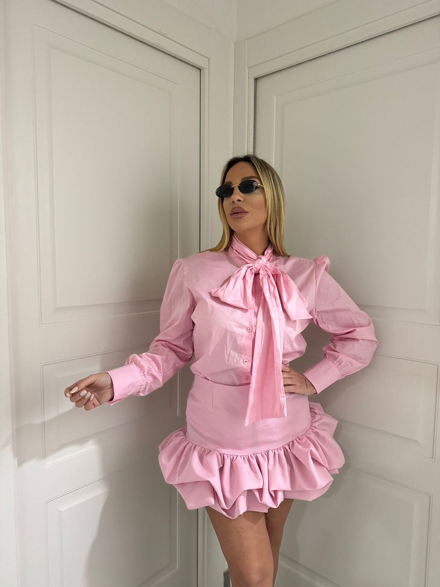 Camicia fiocco manica sbuffo rosa