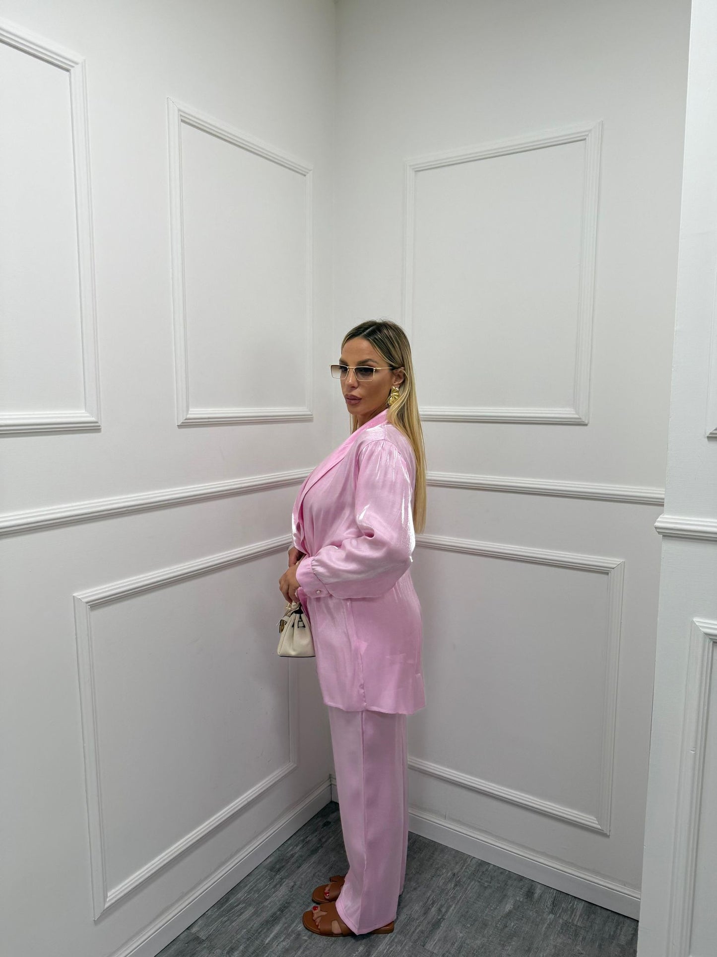 Tailleur satin rosa