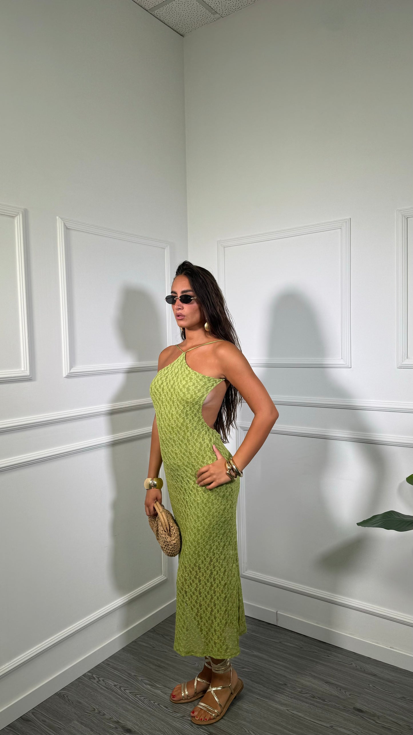 Abito midi in pizzo scollo sul retro verde avocado Mikla a3155