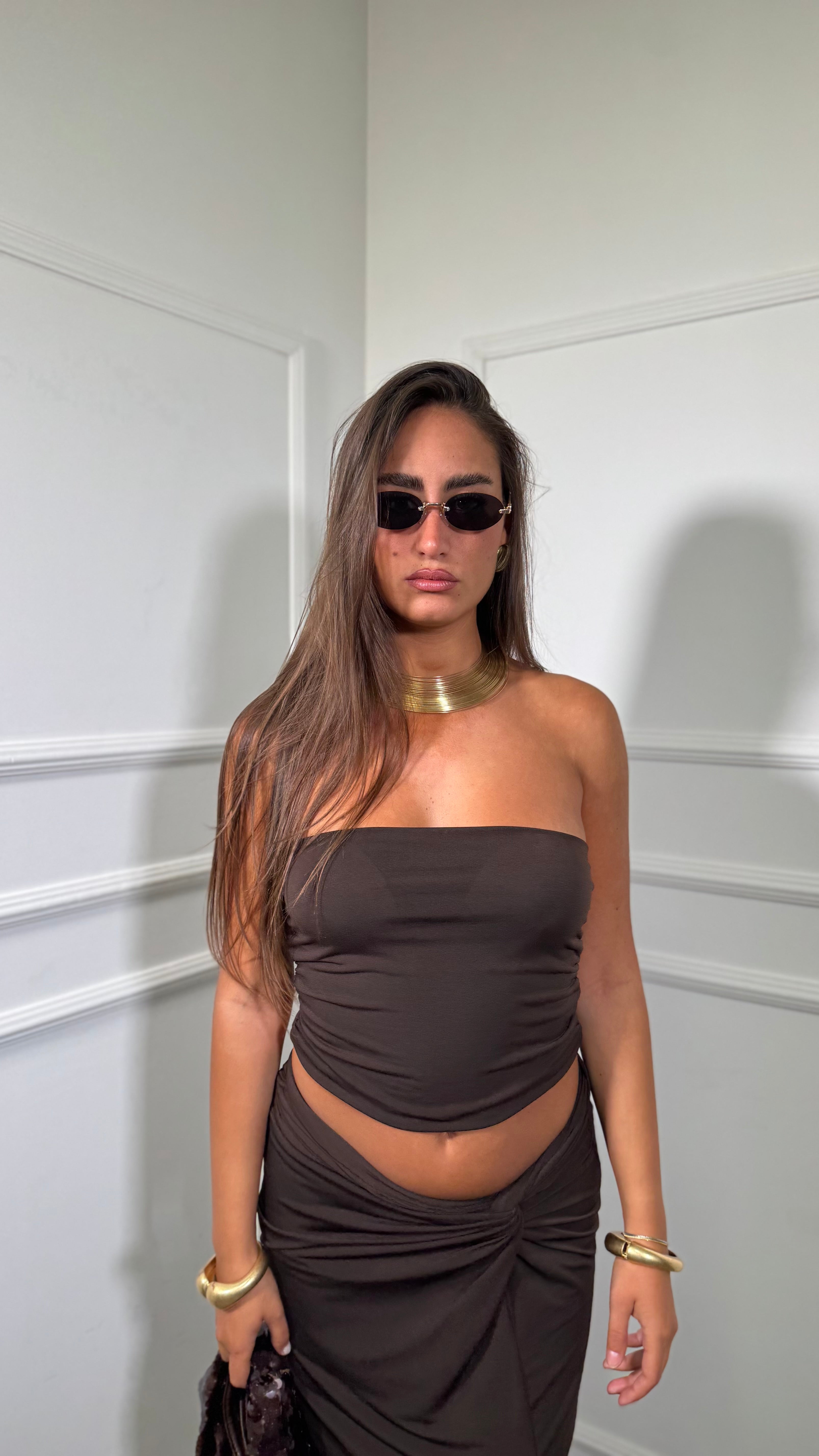 Coordinato in lycra con nodo marrone