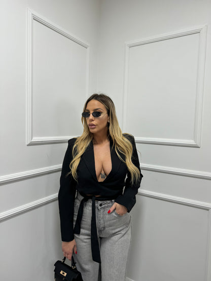 Blazer Crop incrociatina in nero 6738