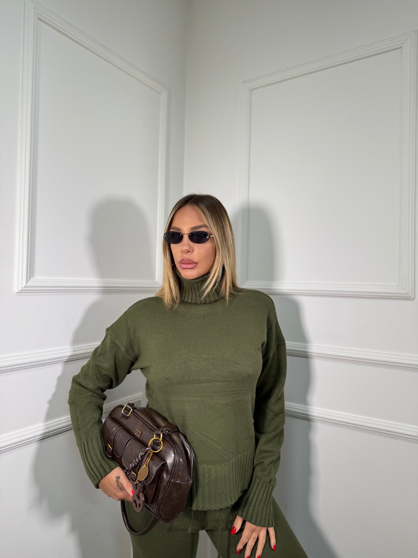 Coordinato lana rasata Snow verde oliva 016