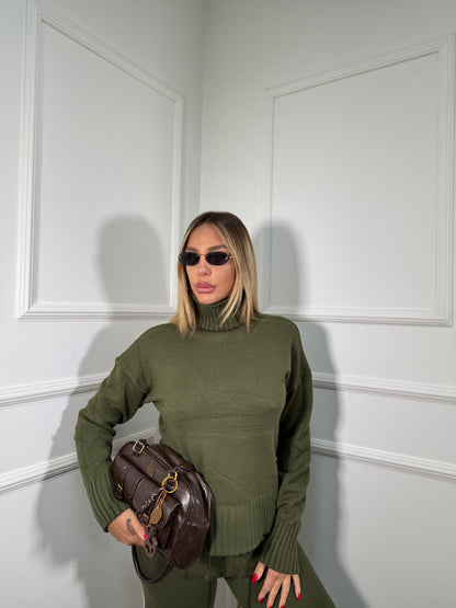 Coordinato lana rasata Snow verde oliva 016