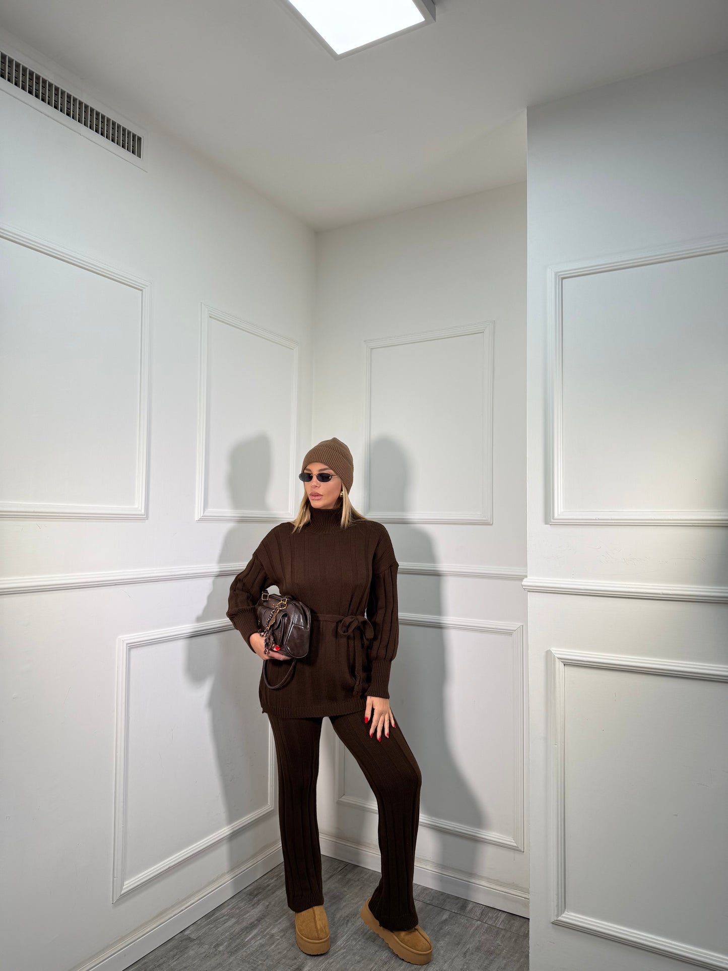 Coordinato in maglia a coste December cioccolato 228000