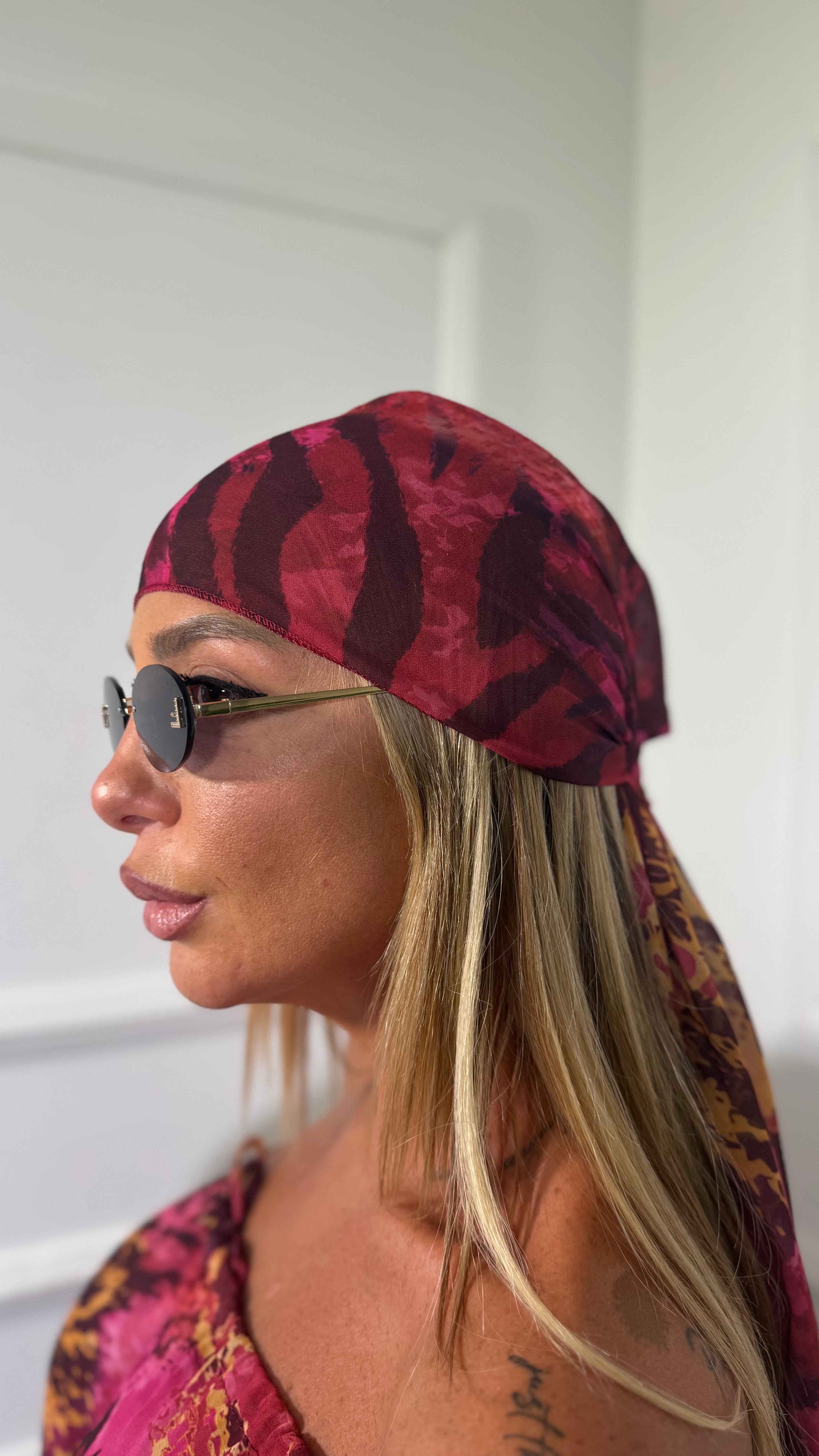 Abito corto semi velato con bandana animalier Reyna bordeaux/fucsia 60606