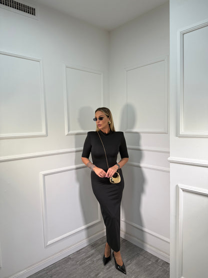 Abito midi in lycra con spalline nero 27333