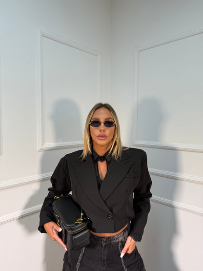 Blazer crop spallina ampia nero 7616