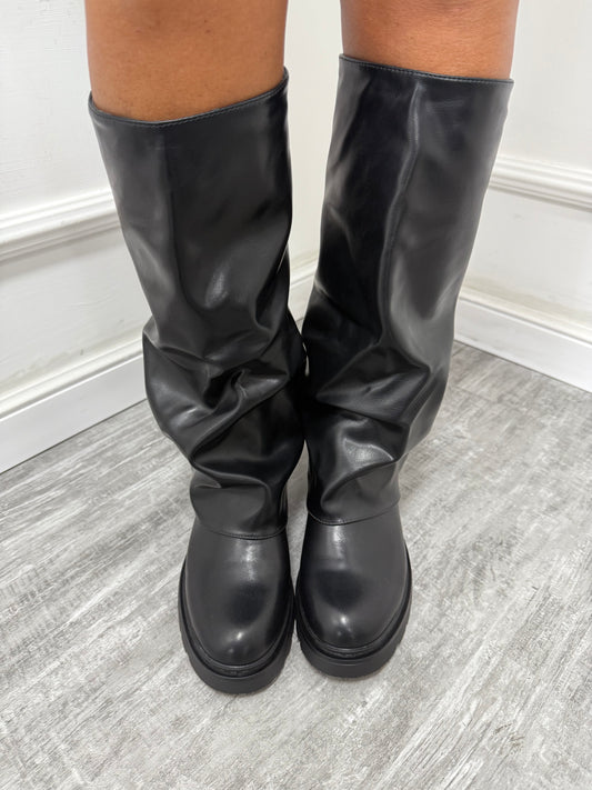 Anfibio con risvolto nero AC8B-X25108-10