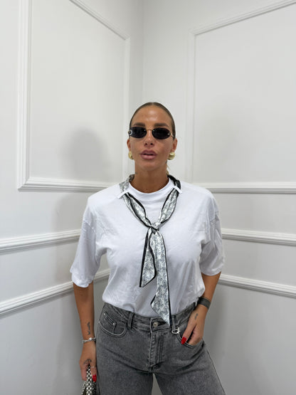 T-shirt spalline con foulard Etró (foulard nero) by justwest 2625t