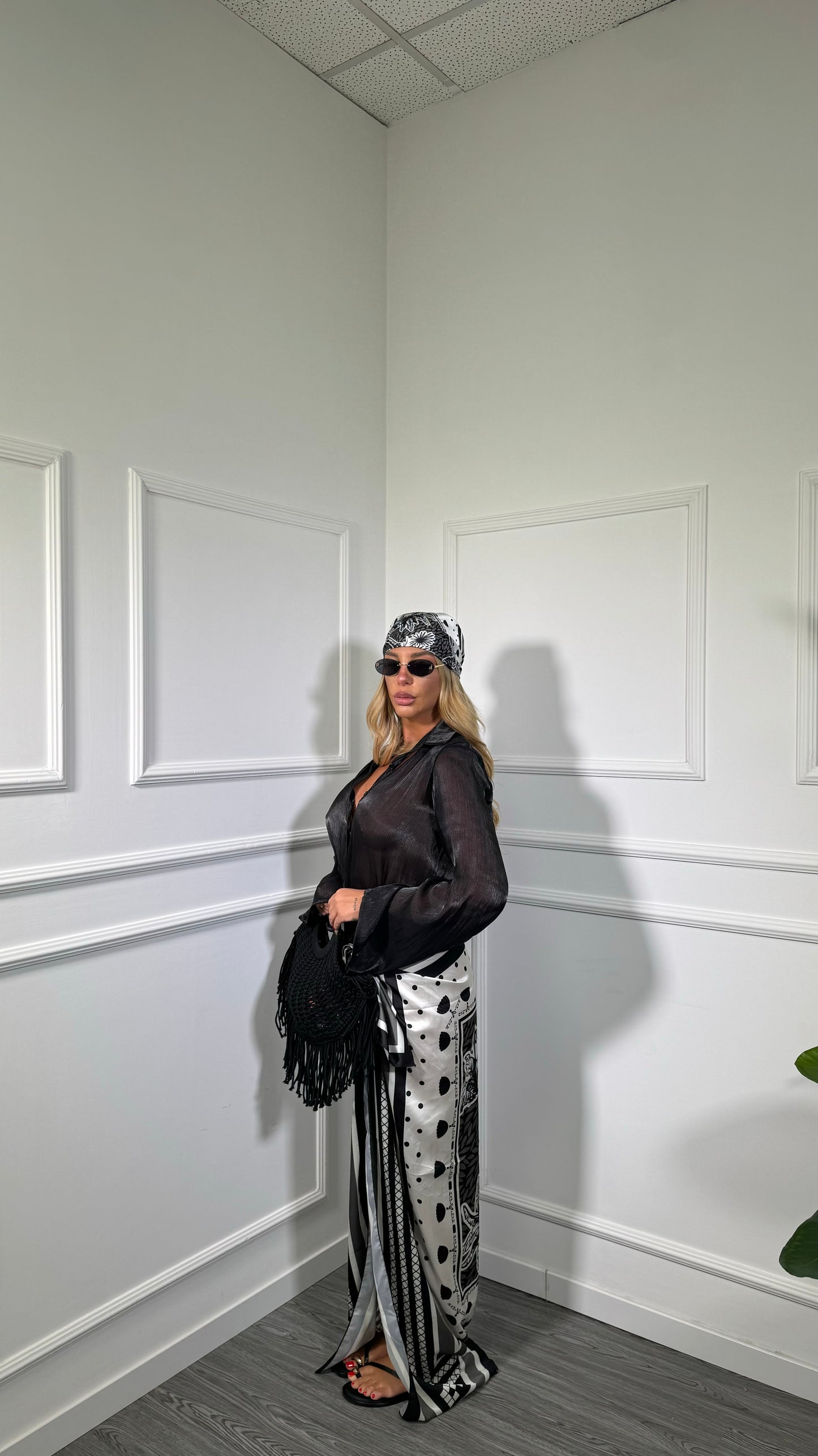 Pareo + bandana in satin floreale Magaluf nero 37271