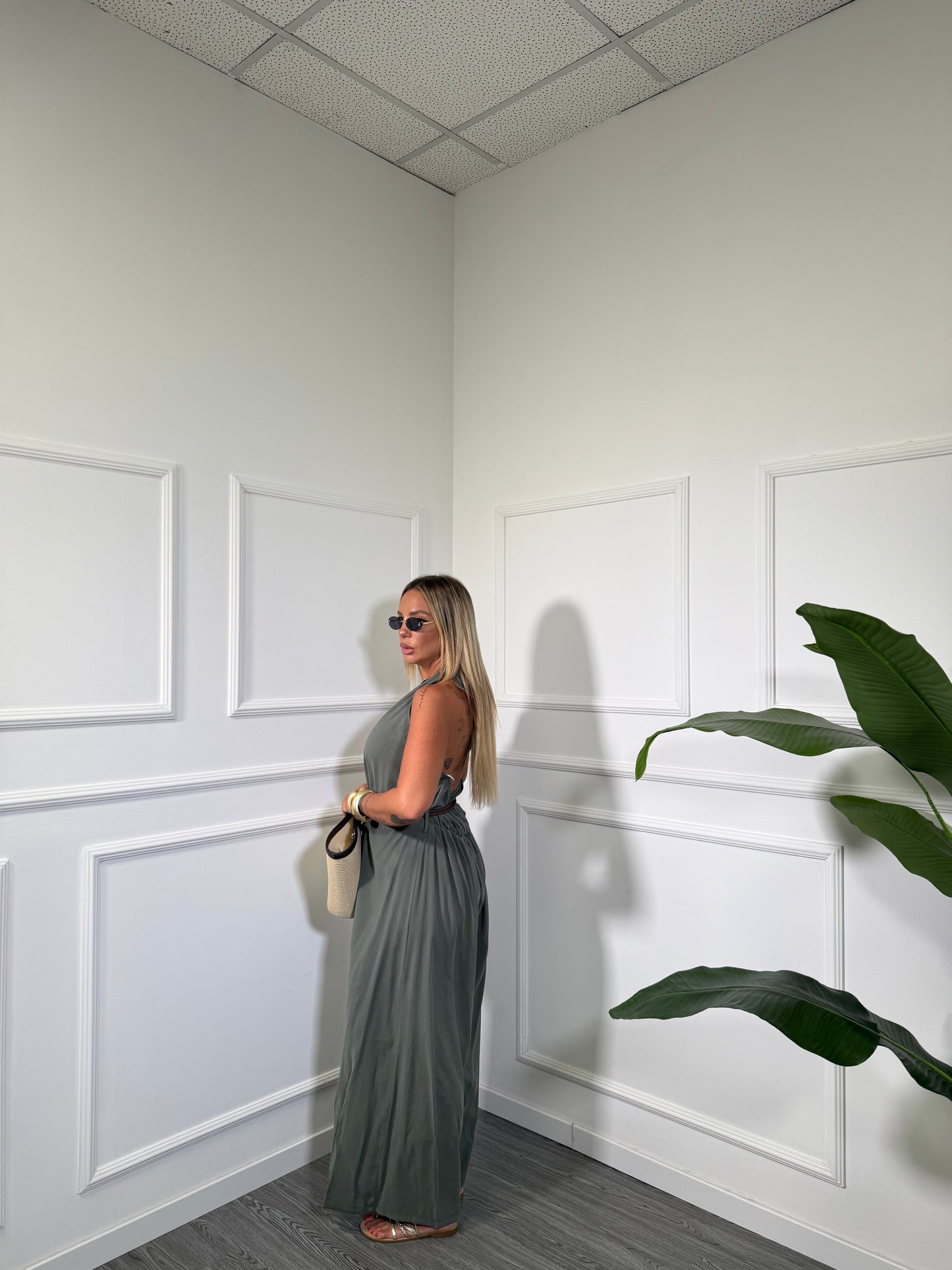 Jumpsuit palazzo 7/8 in viscosa con cintura (CURVY) verde militare in977807